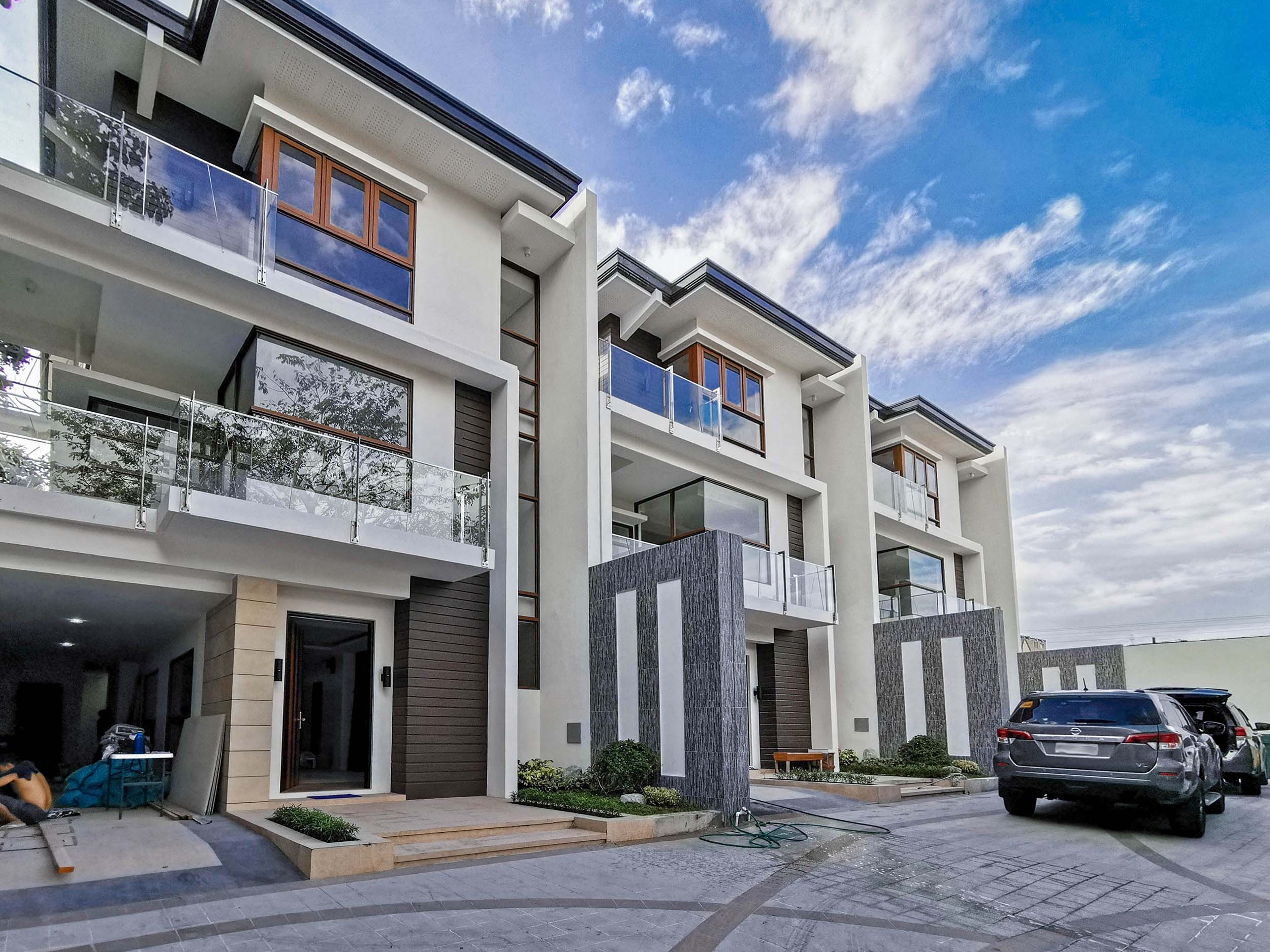 Urbanite4BedroomTownhousesforSaleinCapitolHills,QuezonCity-1.jpg