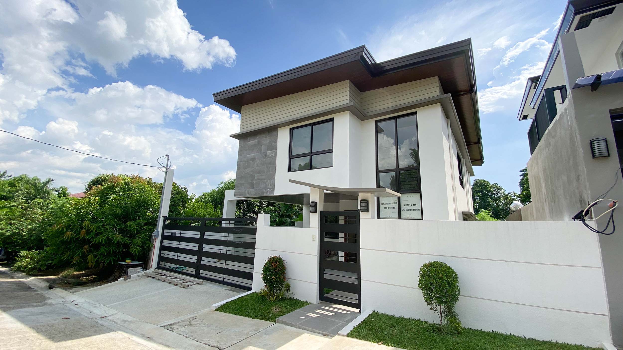 Upscale4BedroomTurnkeyHouseforSaleinQuezonCity-1.jpg