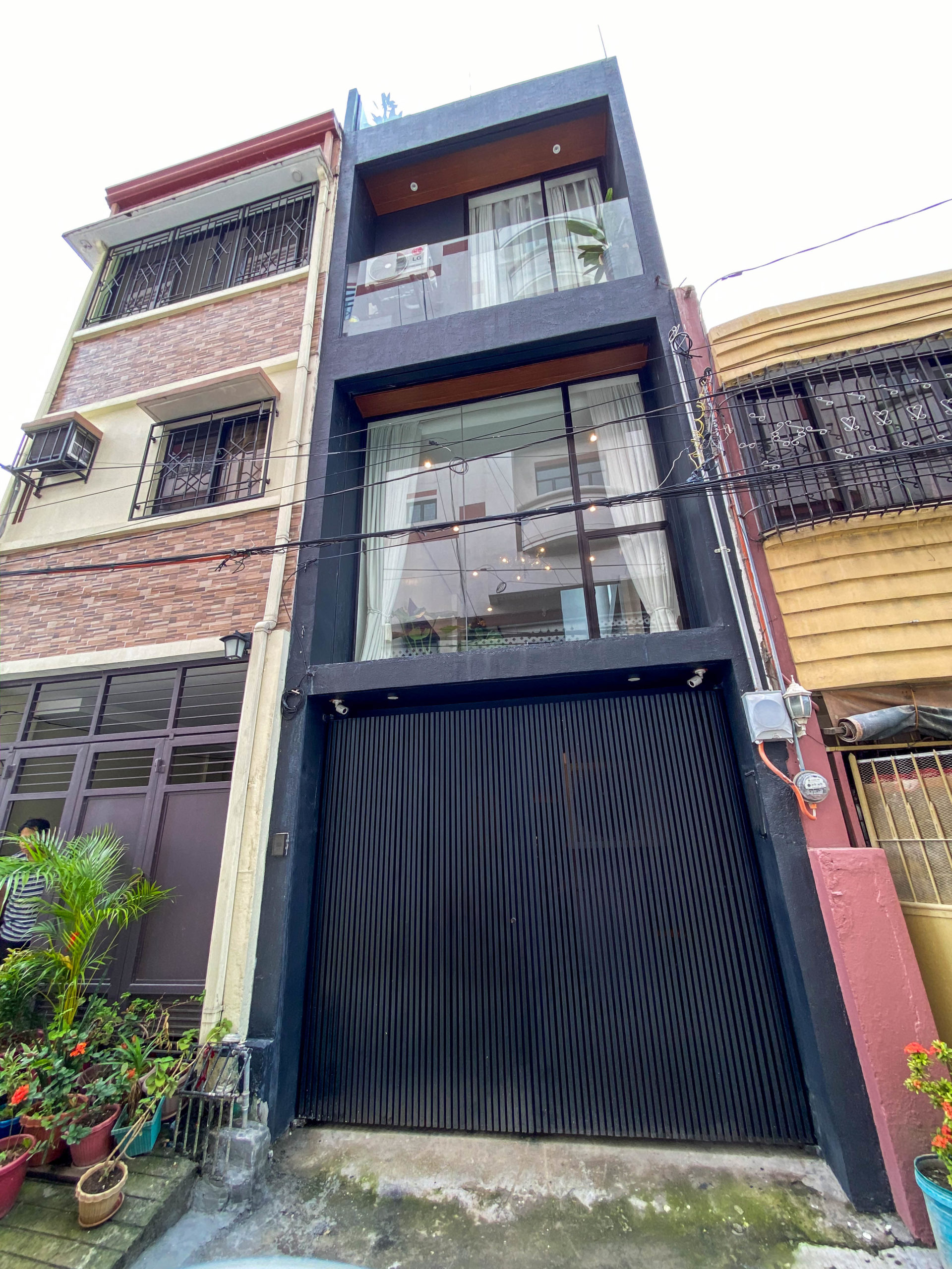 Contemporary3BedroomHouseandLotforSaleinQuezonCity-1.jpg