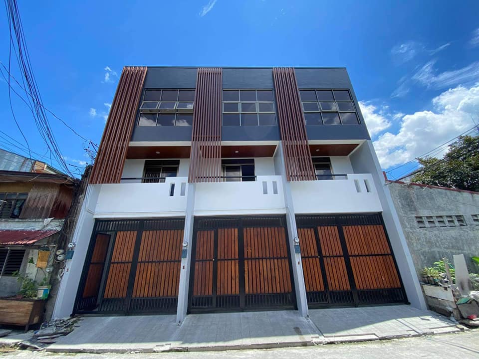 Trendy3BedroomTownhouseforSaleinQuezonCitynearWestAve.-1.jpg