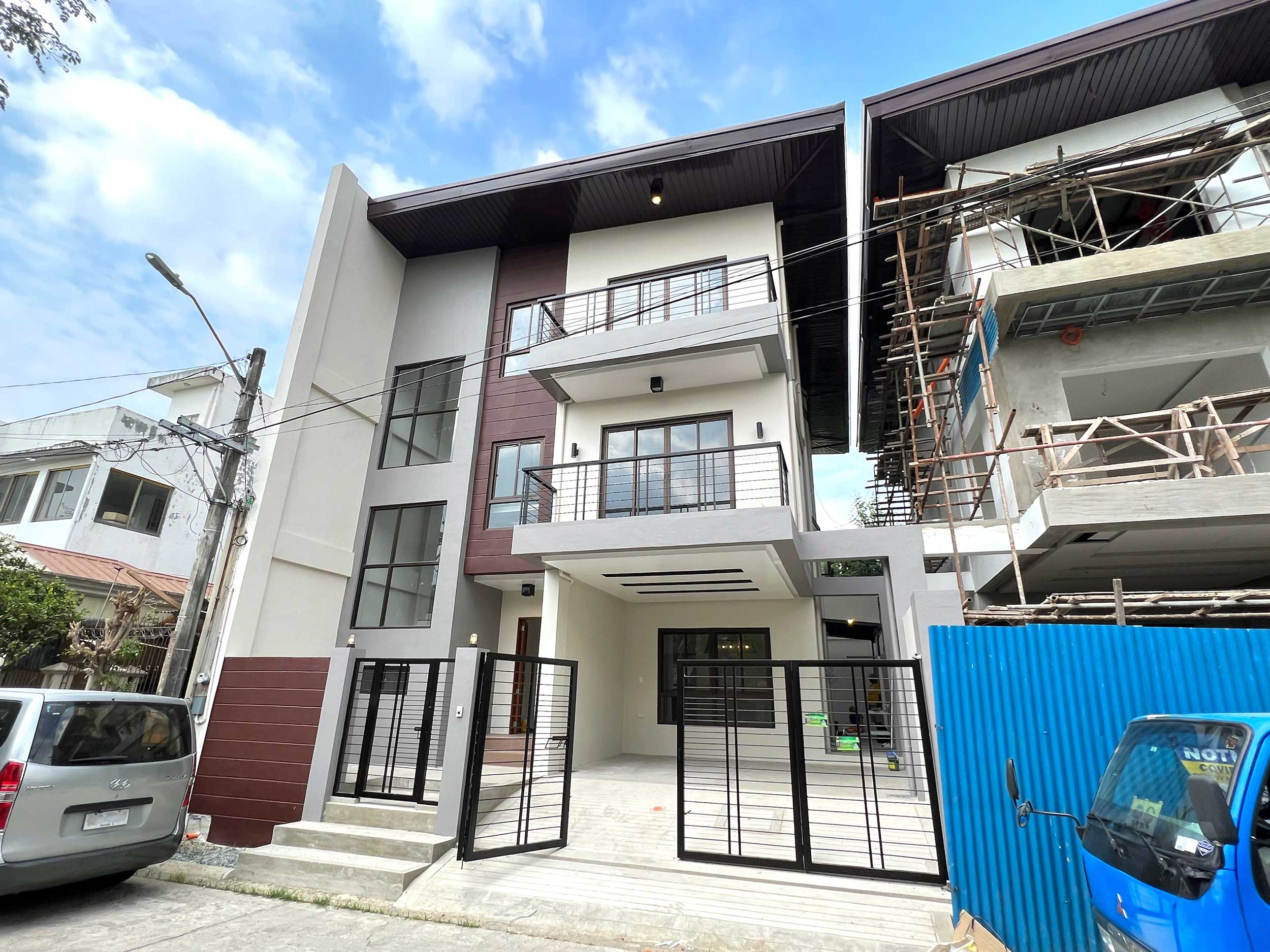 Charming5BedroomHouseandLotforSaleinMultinationalVillageParañaque-1.jpg