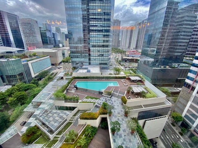 Luxurious3BedroomFullyFurnishedCondoforSaleinTheSuitesFort,BGC-1.jpg