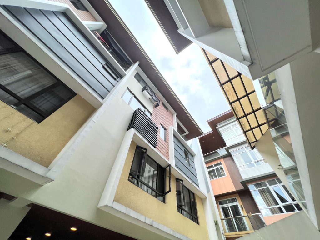 Houses For Sale New Manila, Quezon City Presello