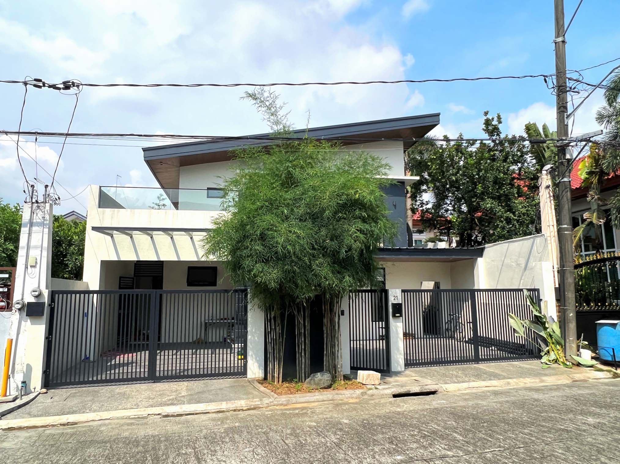 Fabulous4BedroomHouseandLotforSaleinFilinvestEast,Cainta-1.jpg