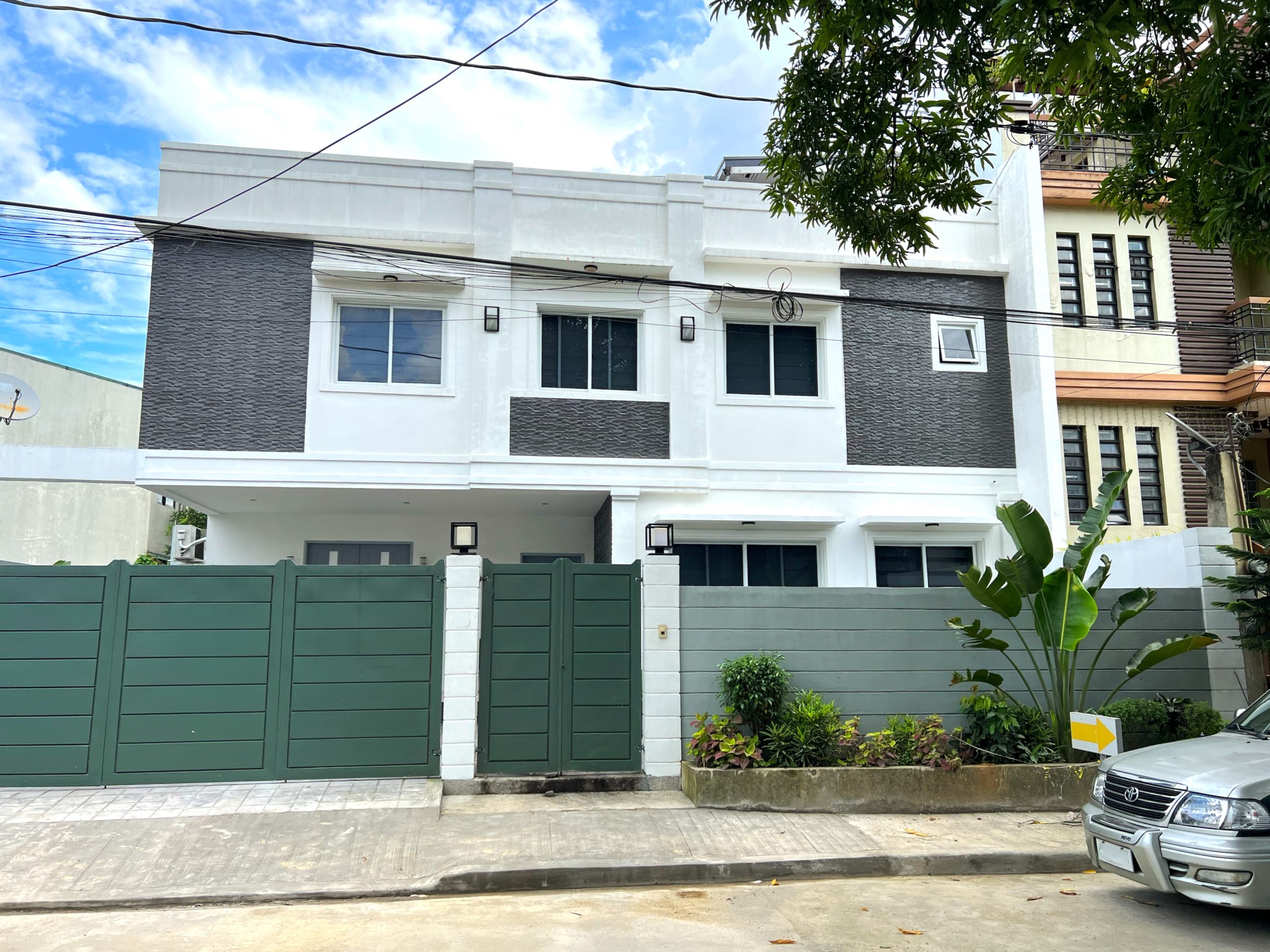 Ravishing4BedroomHouseandLotforSaleinAntipolo-1.jpg