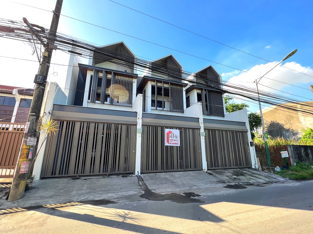 Majestic4BedroomTownhouseforSaleinBetterlivingSubd.Parañaque-1.jpg