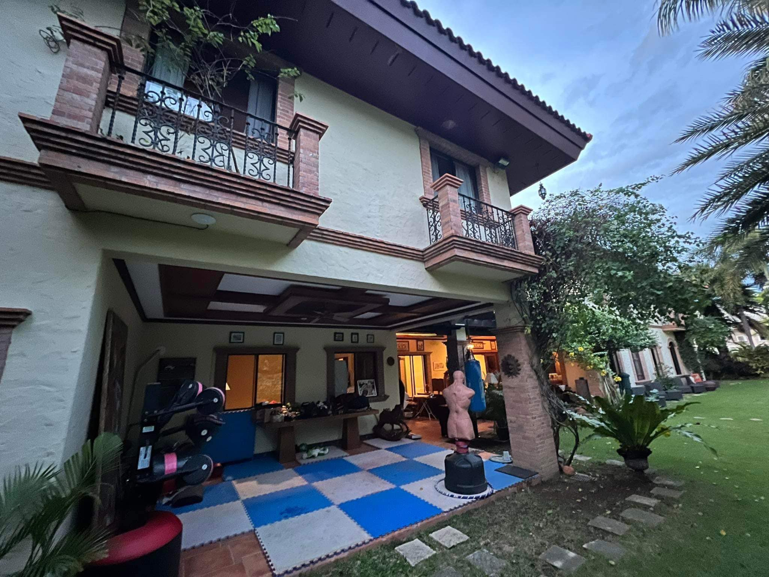 AMediterranean7BedroomsHouseforSaleinAyalaAlabangMuntinlupa-1.jpg