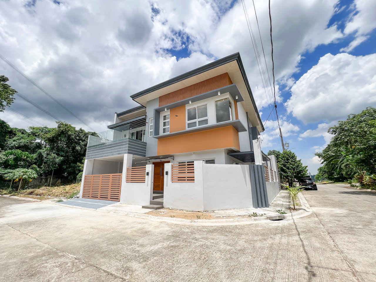 Sensational4BedroomHouseforSaleinEdgewoodPlace,AntipoloCity-1.jpg