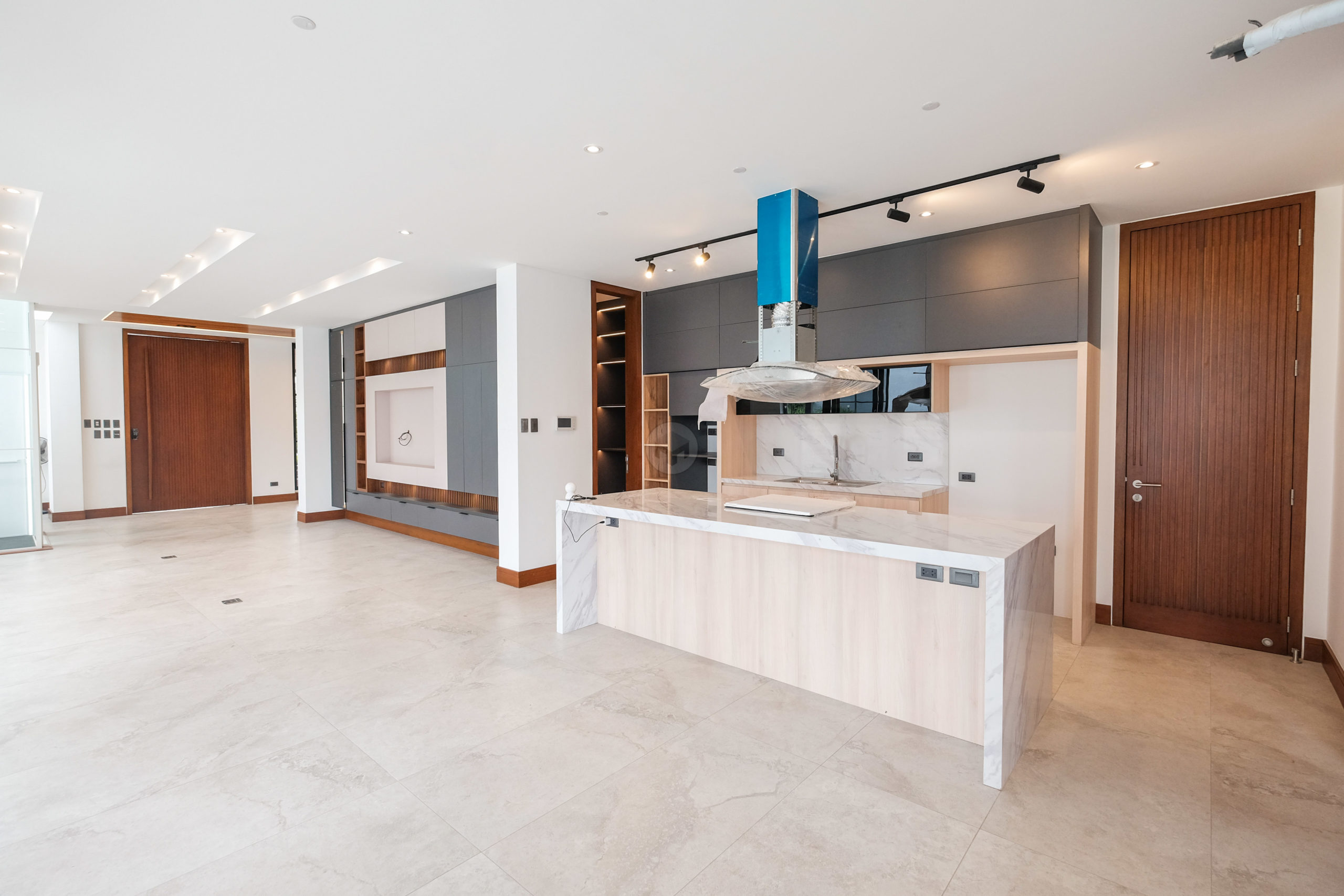 Stunning4BedroomHouseforSaleinFilinvest2QuezonCity-12.jpg