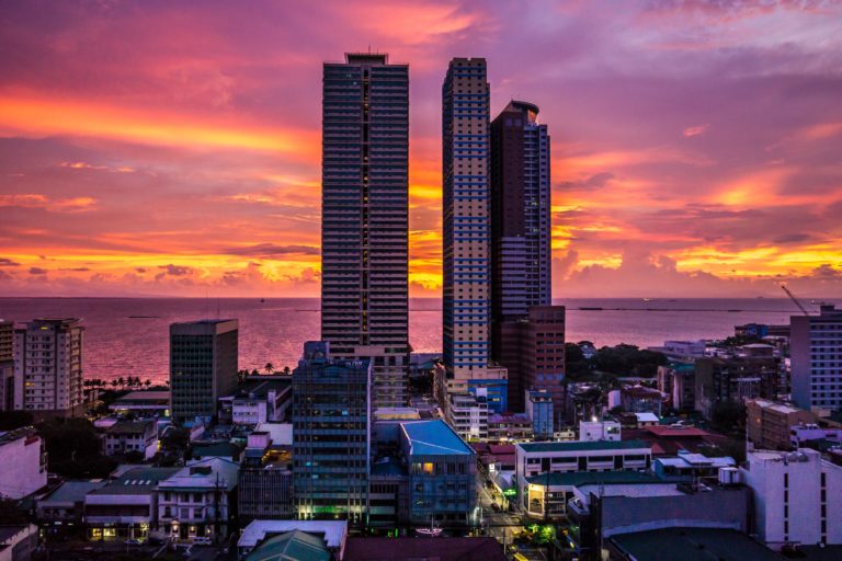 Manila:TheCapitalCityXPresello.jpg