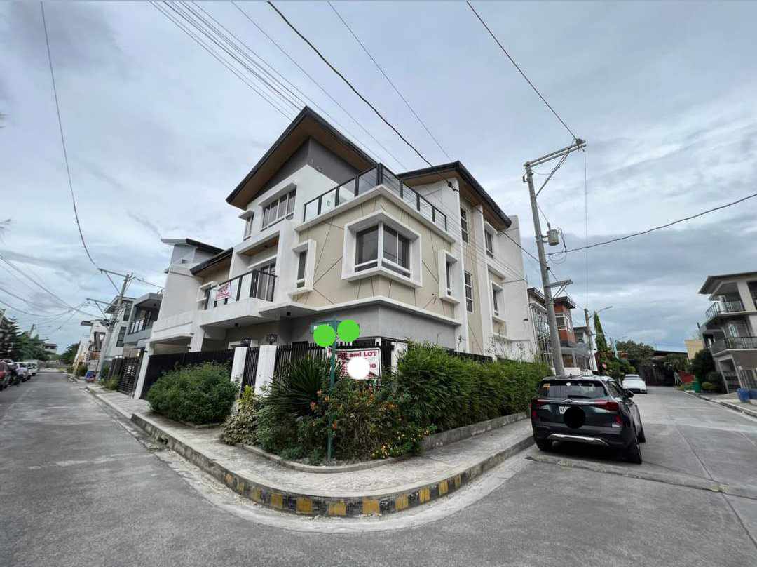 Amazing7-BedroomHouseforSaleinGreenwoods,TaytayRizal-1.jpg