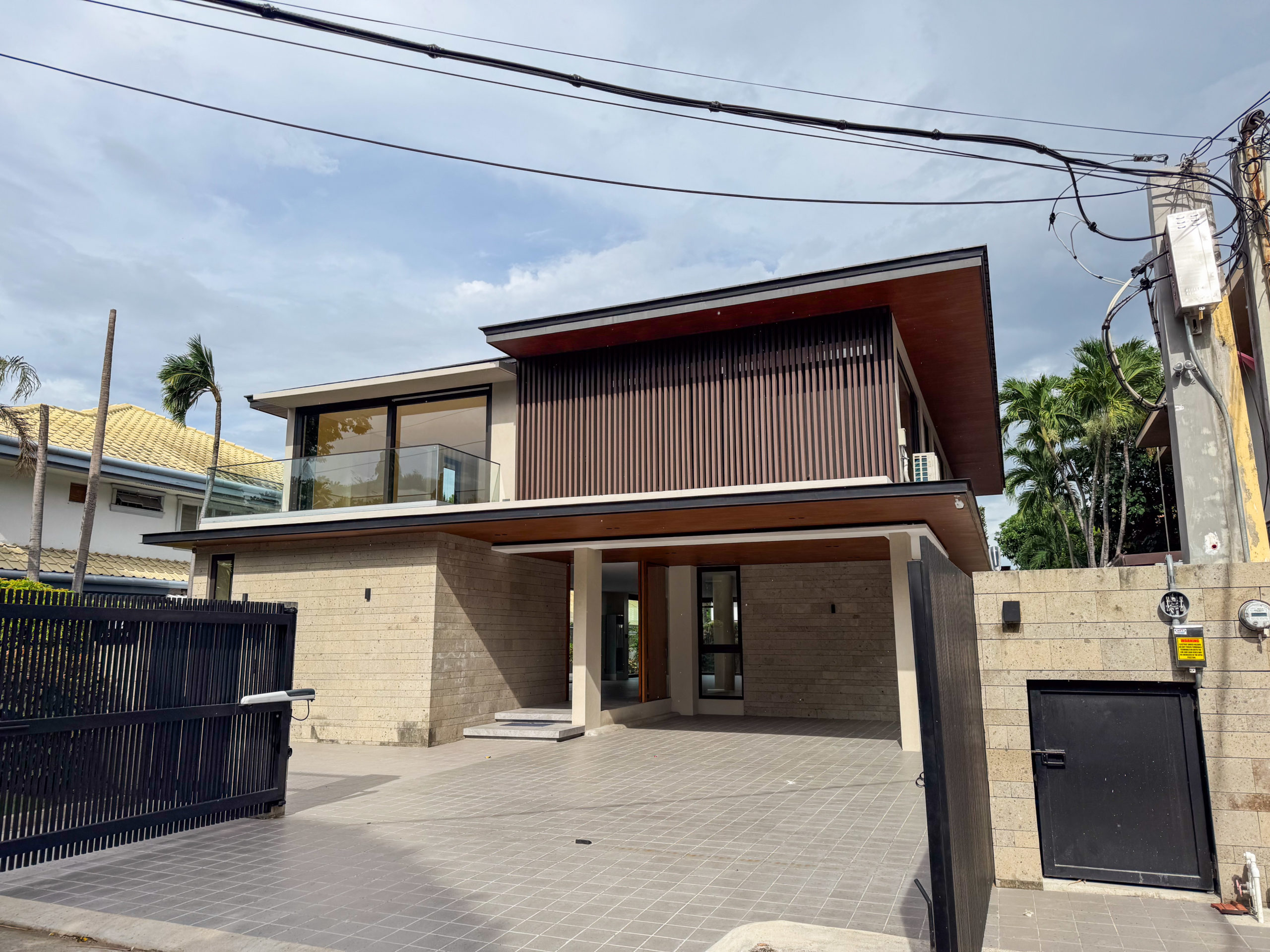 Sensational4-BedroomHouseforSaleinAyalaAlabangVillage,MuntinlupaCity-1.jpg