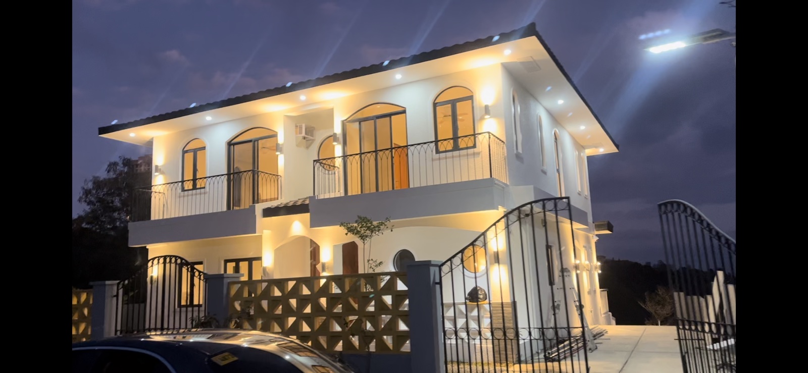 Pristine3-BedroomHouseforSaleinSplendidoTagaytay,Laurel,Batangas-1.jpg