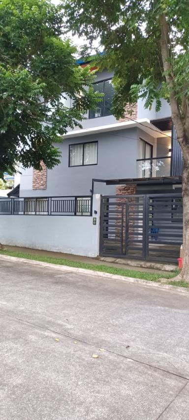 Lovely5-BedroomHouseforSaleinAvidaParkwaySettings,Nuvali,Laguna-1.jpg