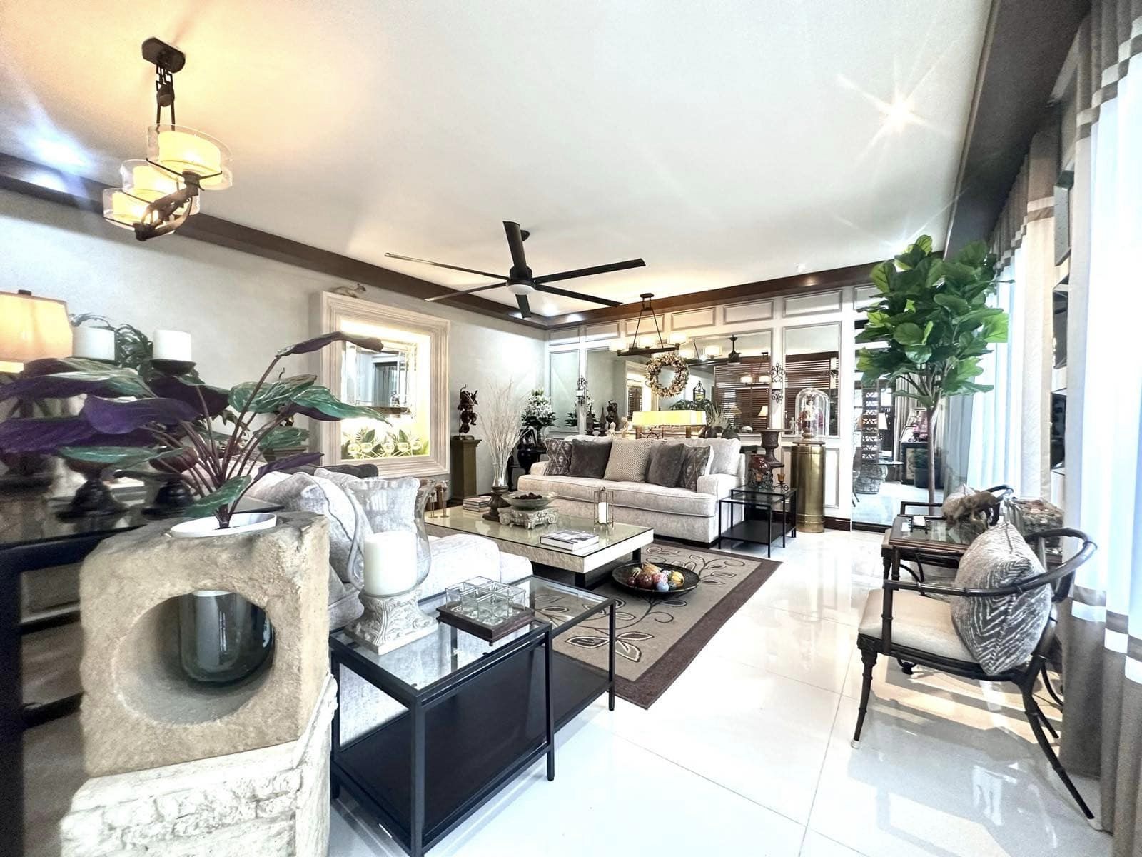 Picturesque5-BedroomBungalowHouseforSaleinBFHomes,Paranaque-12.jpg