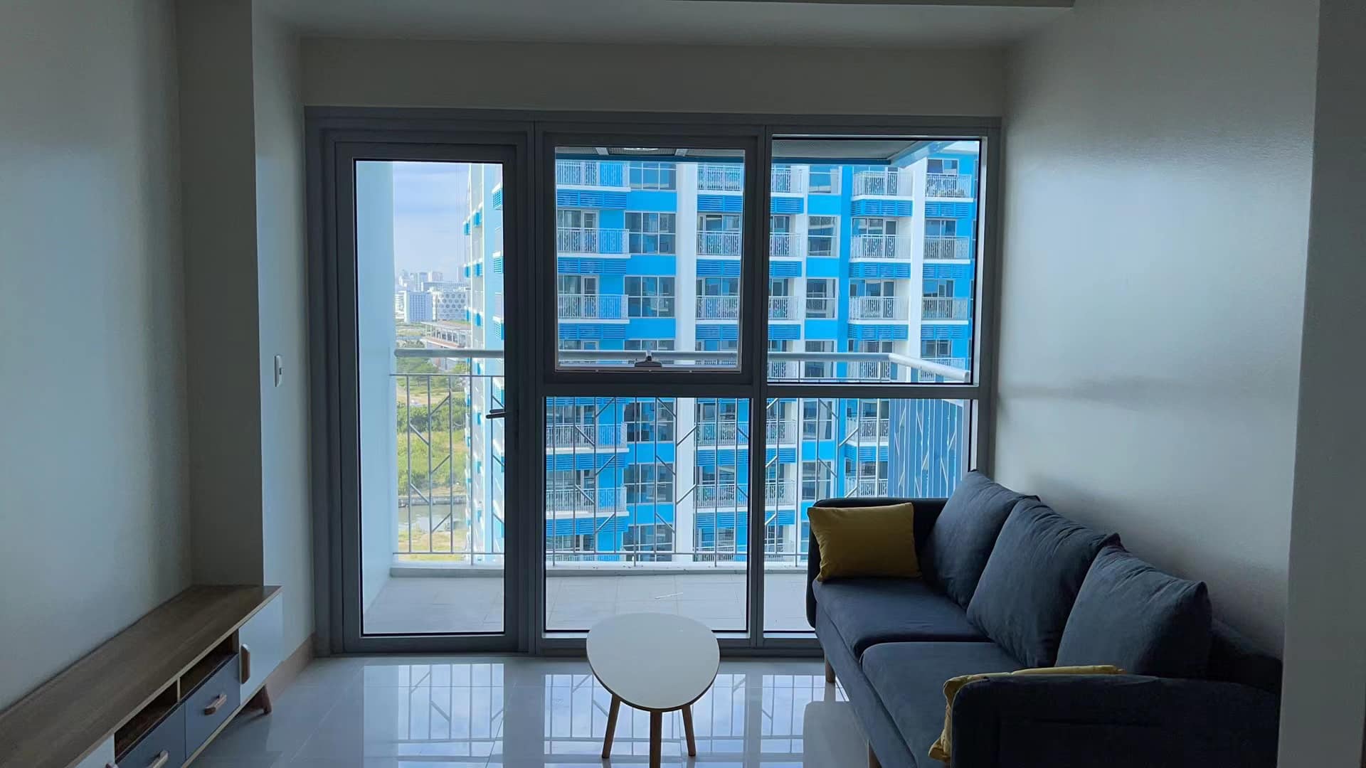 Cozy1-bedroomforSaleinBayshoreResidentialResortinParañaquebyMegaworld-4.jpg