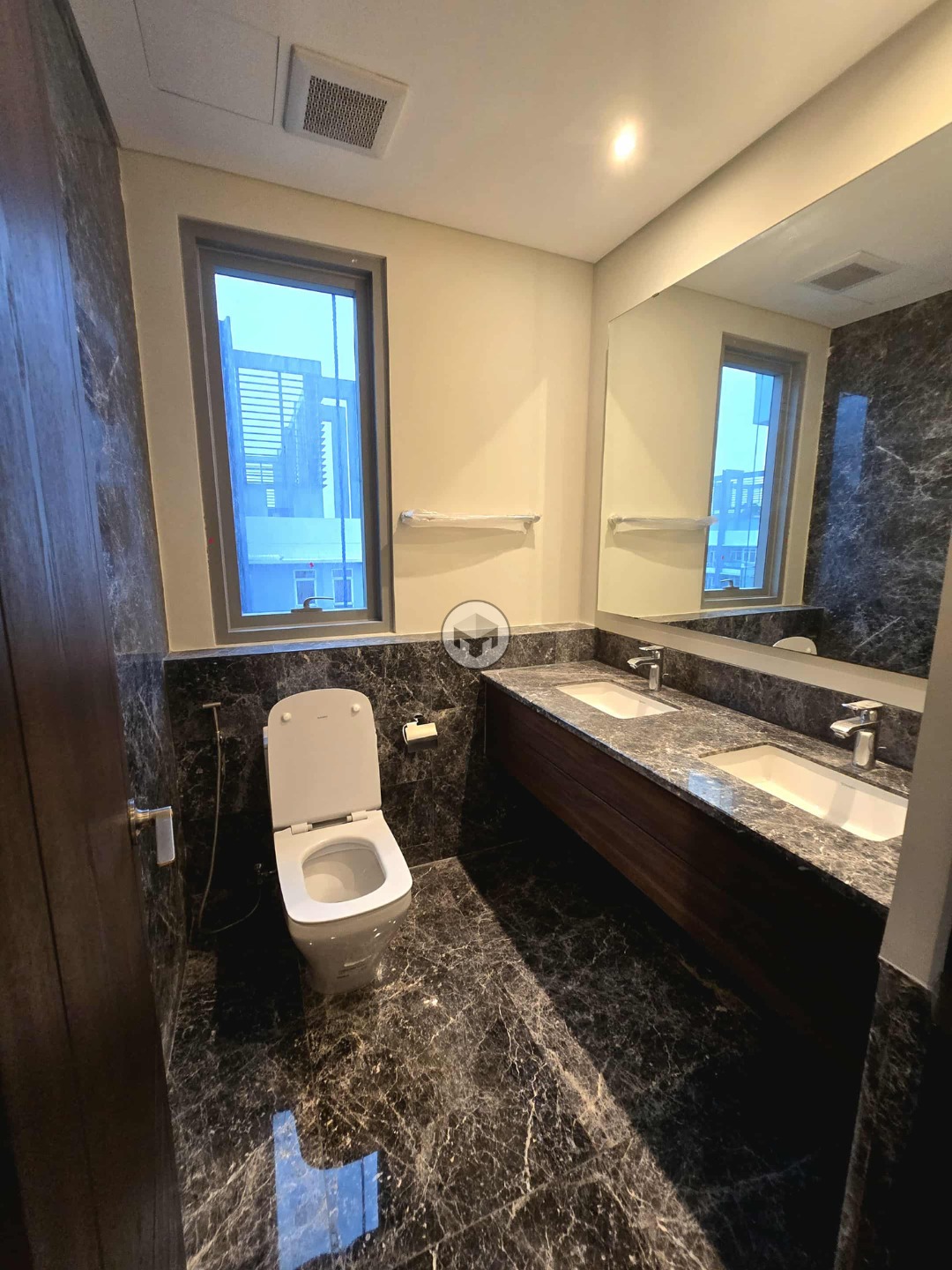 Special2-BedroomCondoUnitforSaleinTheResidencesattheWestinManilaSonataPlace-22.jpg