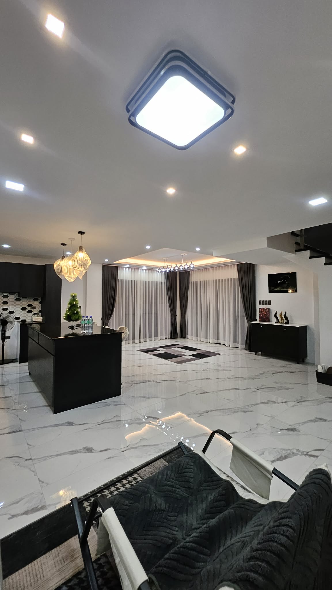 Contemporary5-BedroomHouseandLotforSaleinRoyalNorthwoodsGolf&Country Club,SanRafael,Bulacan-13.jpg