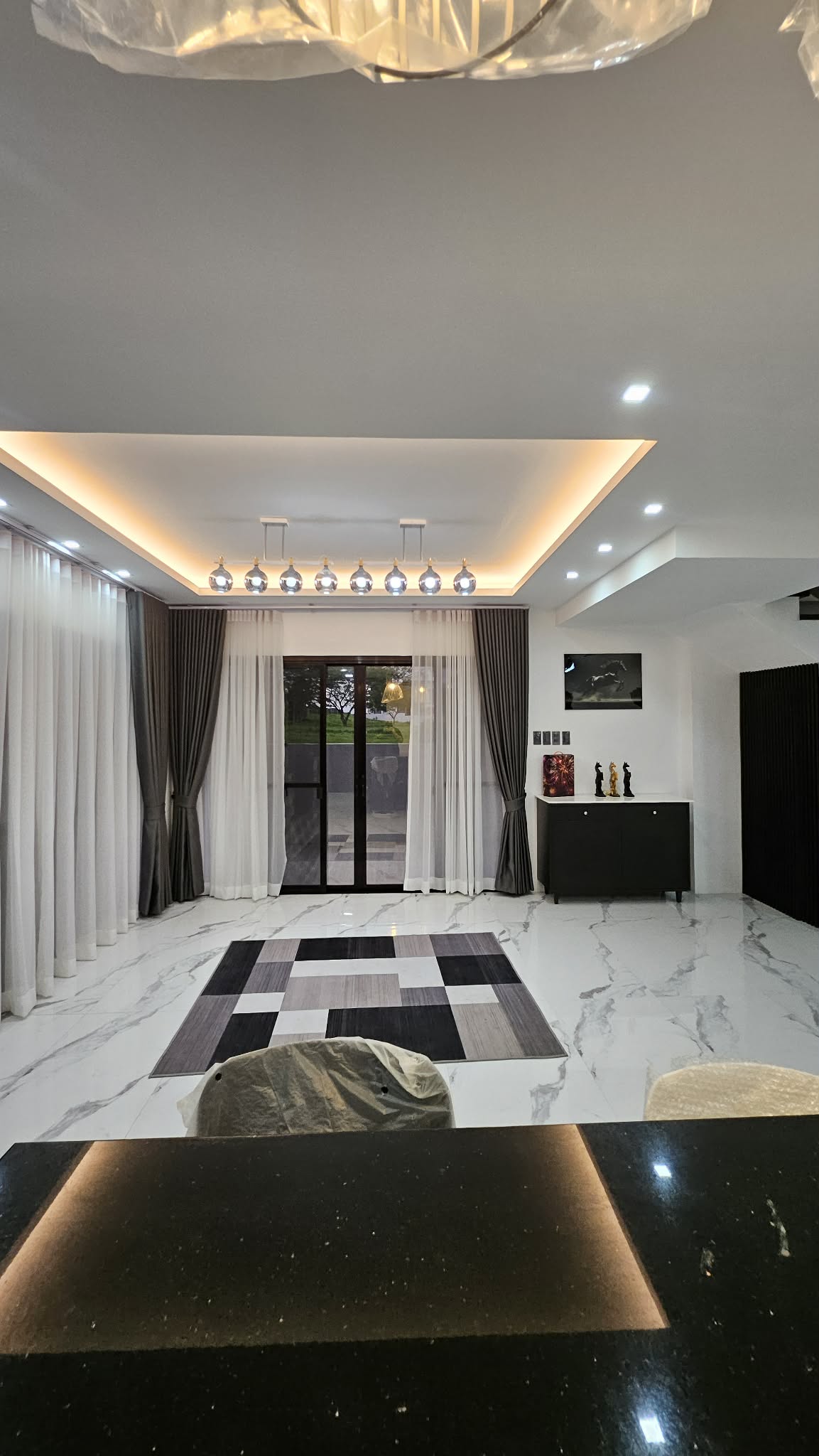 Contemporary5-BedroomHouseandLotforSaleinRoyalNorthwoodsGolf&Country Club,SanRafael,Bulacan-12.jpg