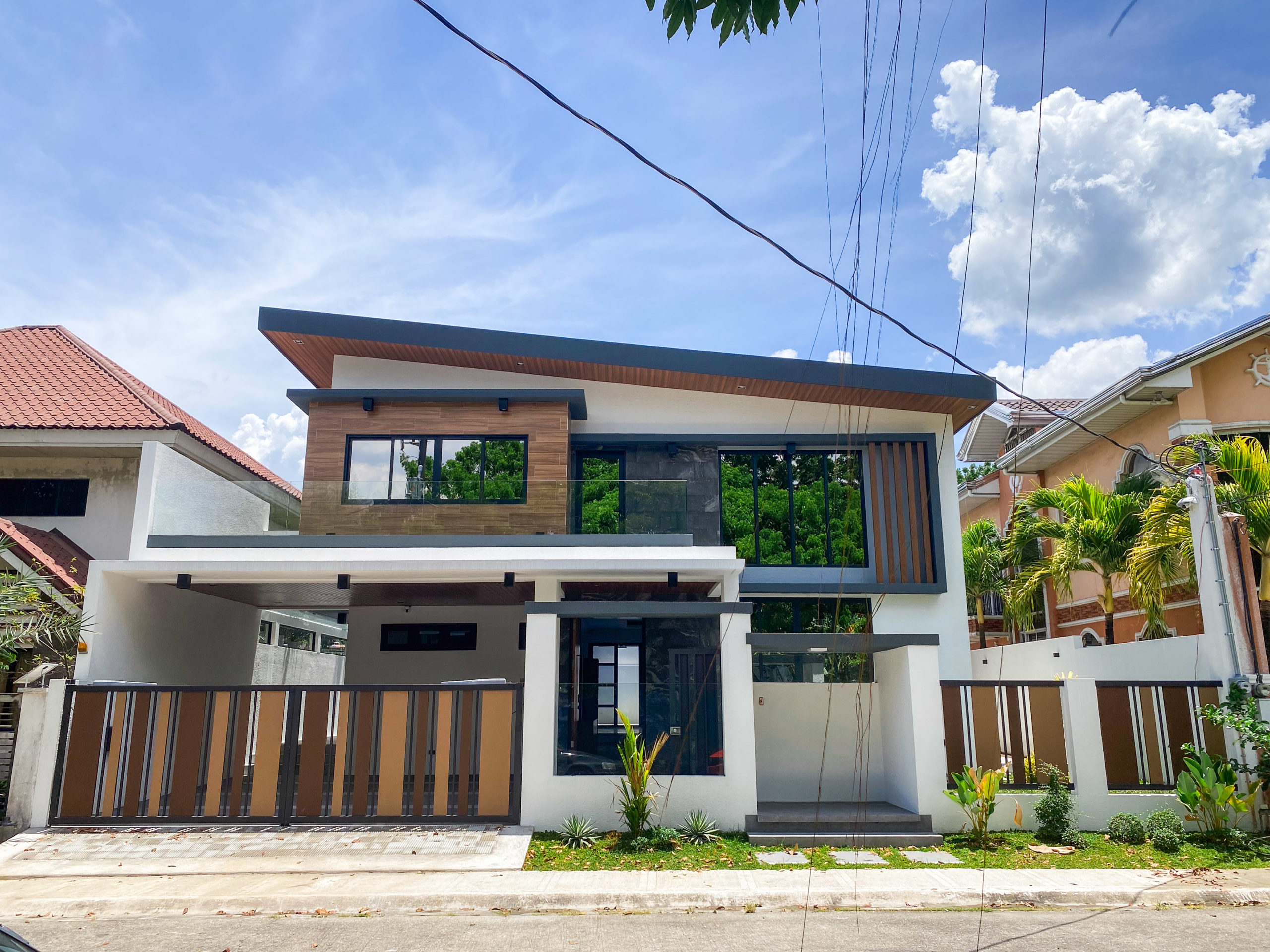 Marvelous4-BedroomHouseandLotforSaleinCasaMilan,QuezonCity-1.jpg