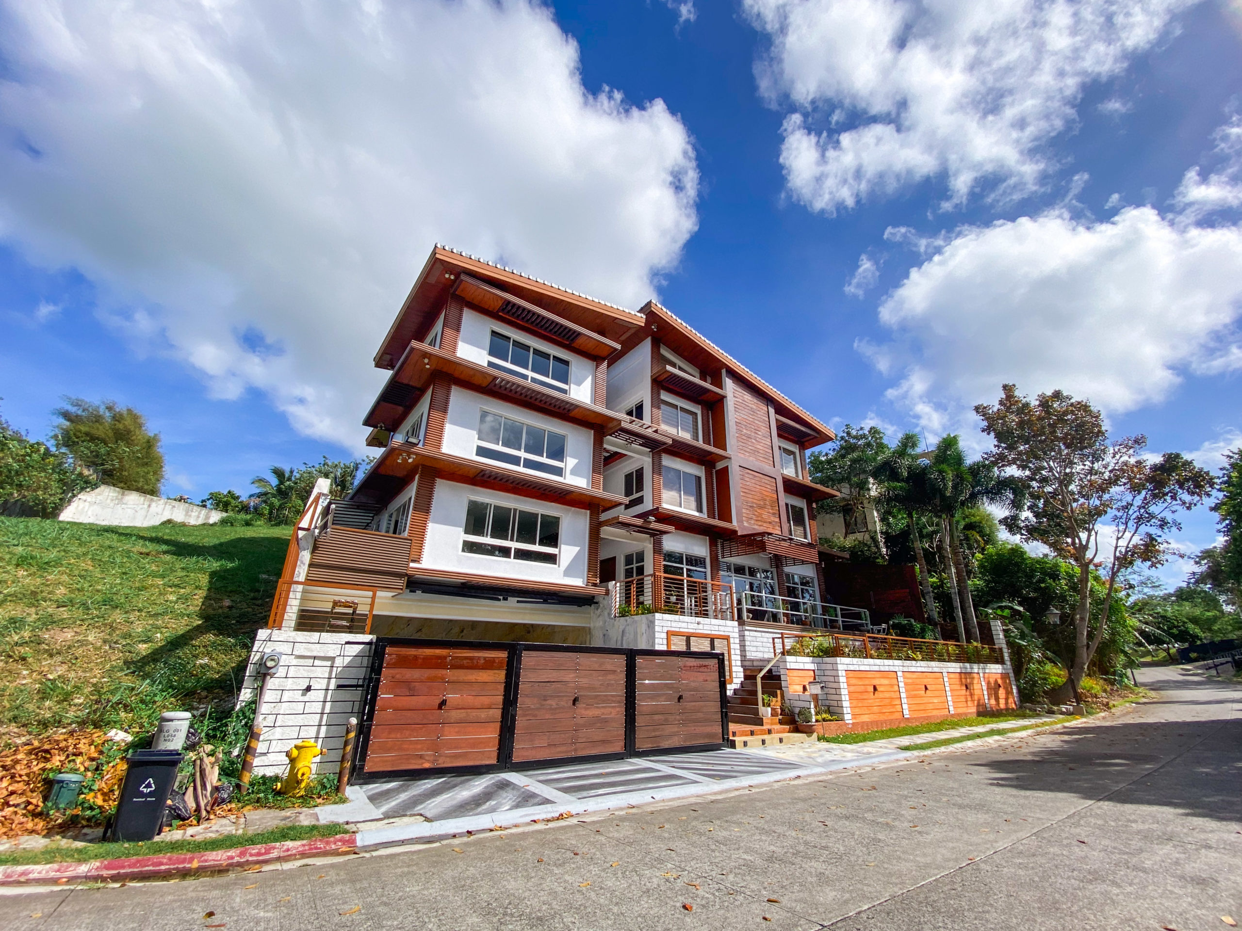 Serene6-BedroomHouseandLotiforSaleinAyalaWestgvrove,Silang,Cavite-3.jpg