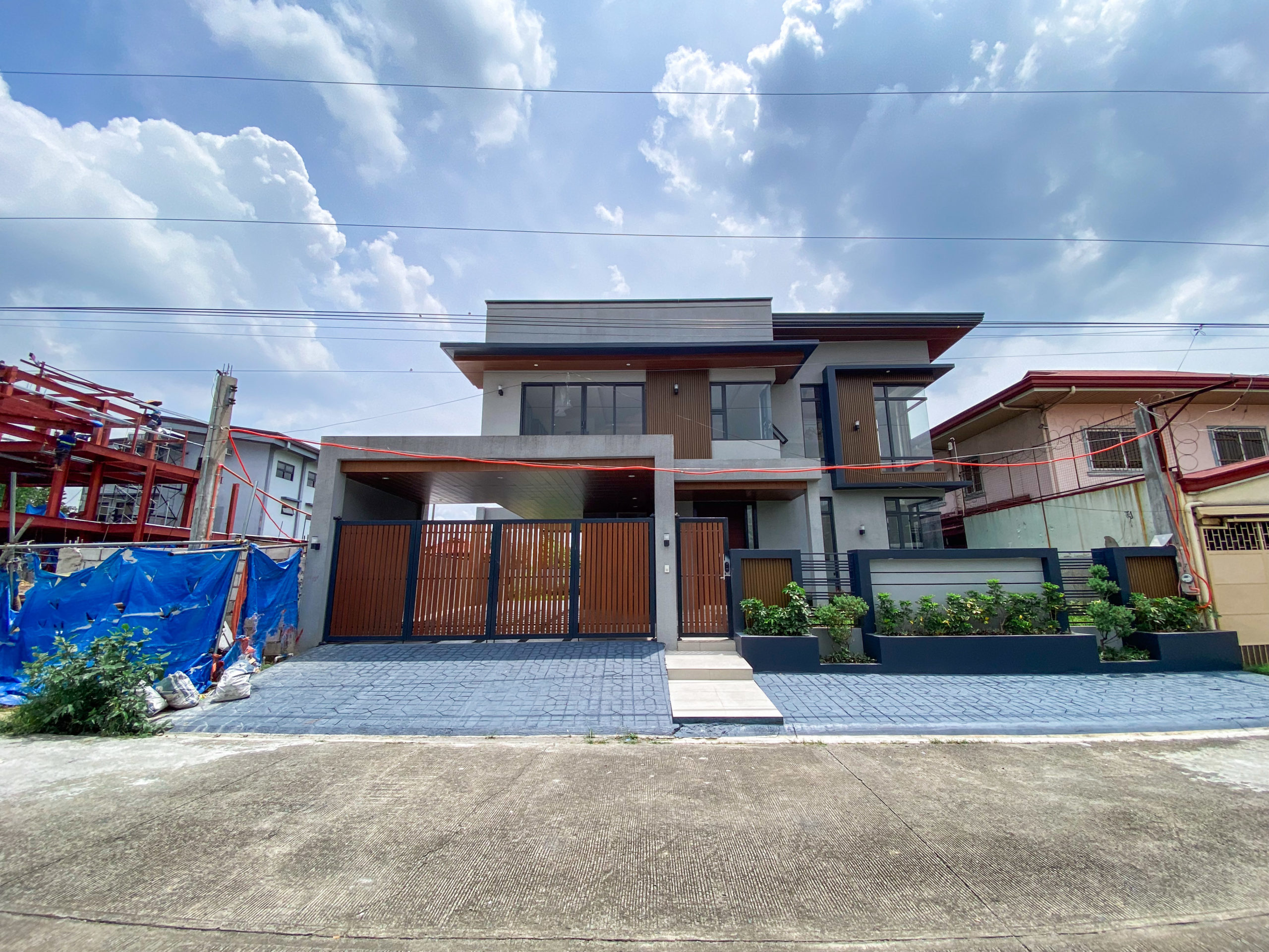Stunning4-BedroomHouseandLotforSaleinGenevaGardensSubd.,Fairview,QuezonCity-1.jpg