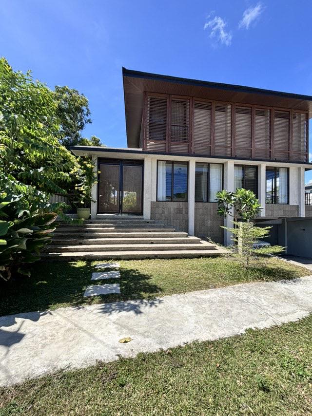 Contemporary3-BedroomHouseandLotforSaleinLindenwoodResidences,Muntinlupa-1.jpg