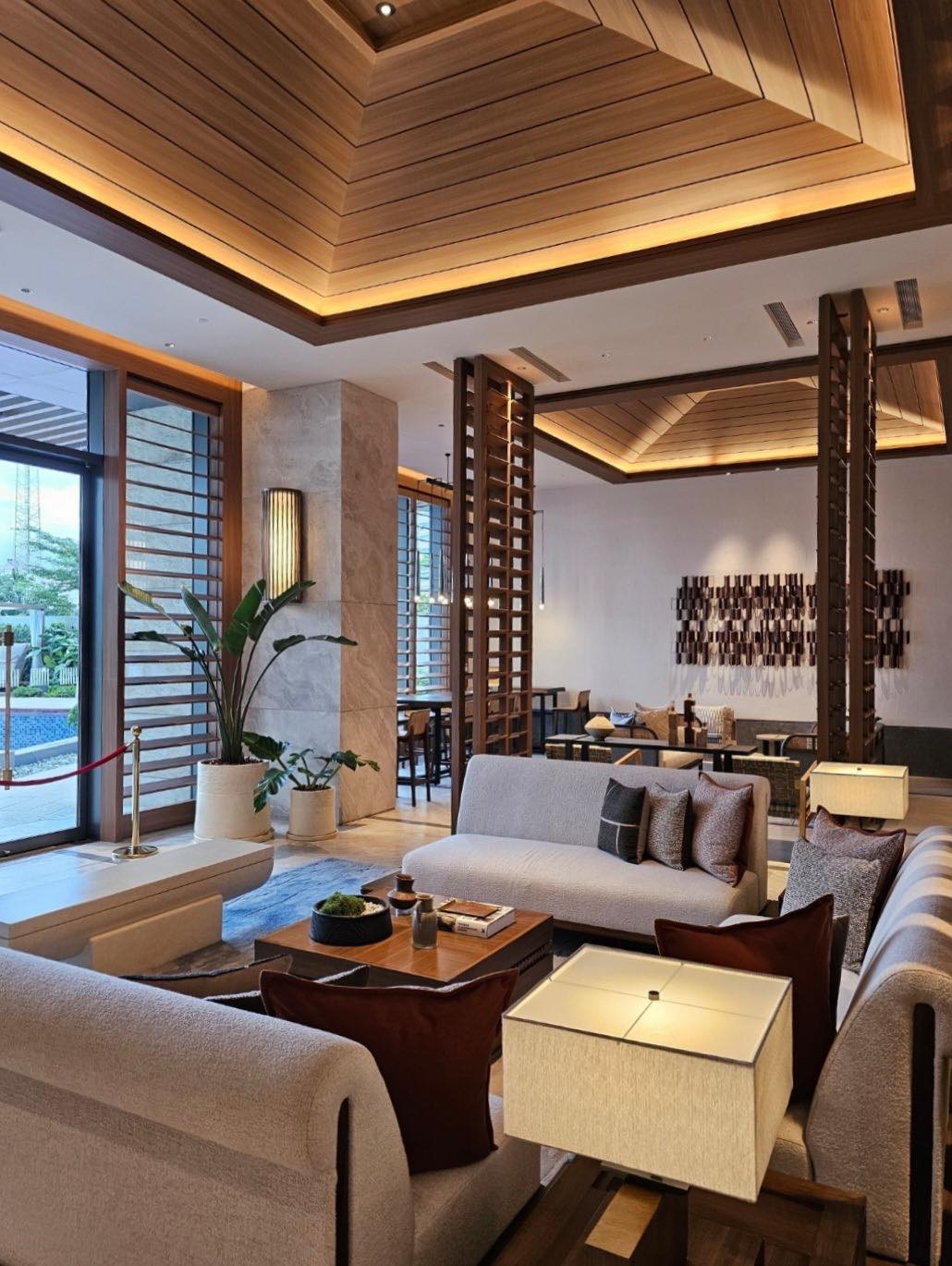 Vibrant2-BedroomCondoUnitforSaleinShangResidencesatWack-Wack,MandaluyongCity-2.jpg