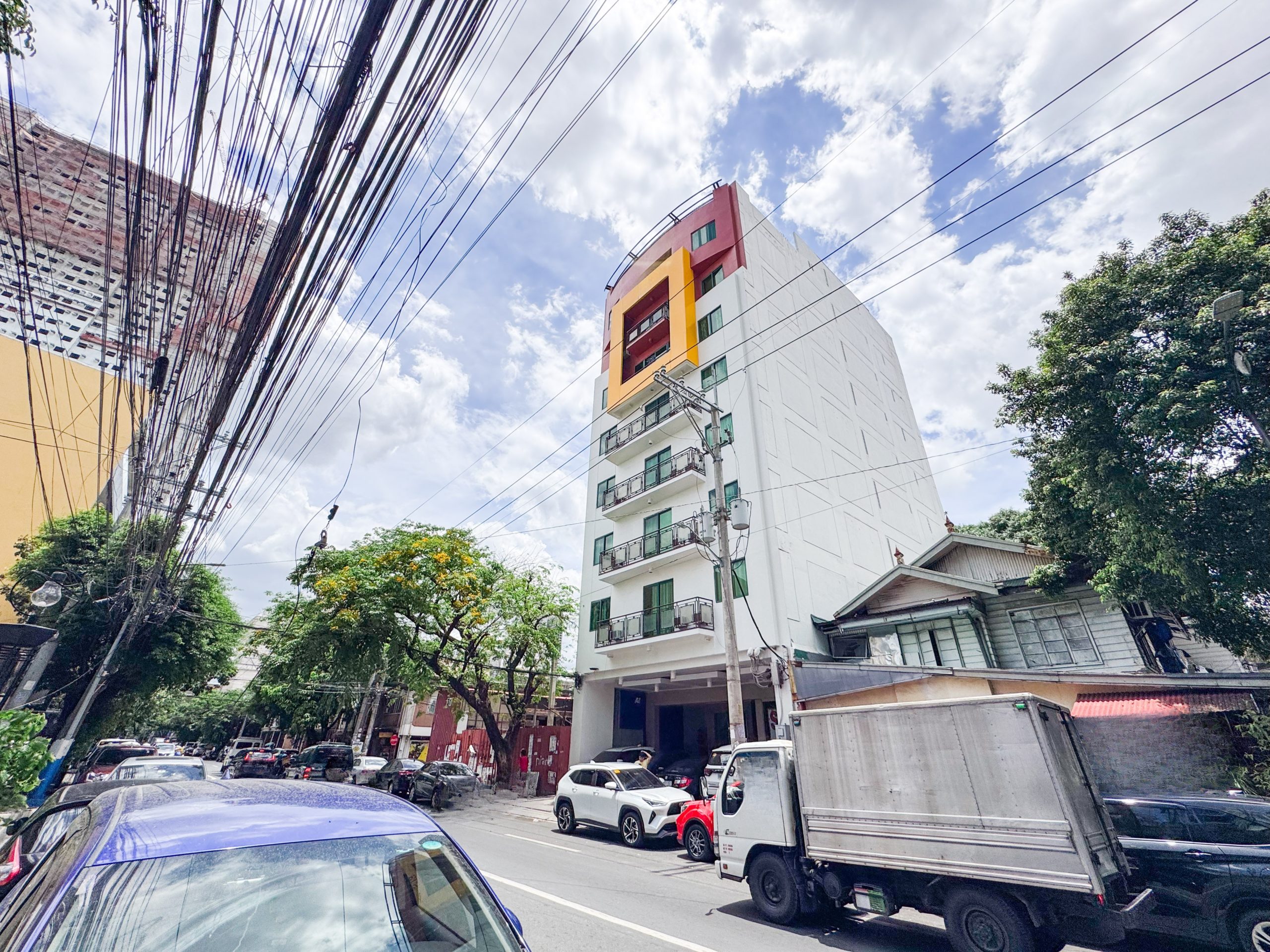 UpgradedDormitoryCommercialforSalenearTaftAvenue,Manila-1.jpg