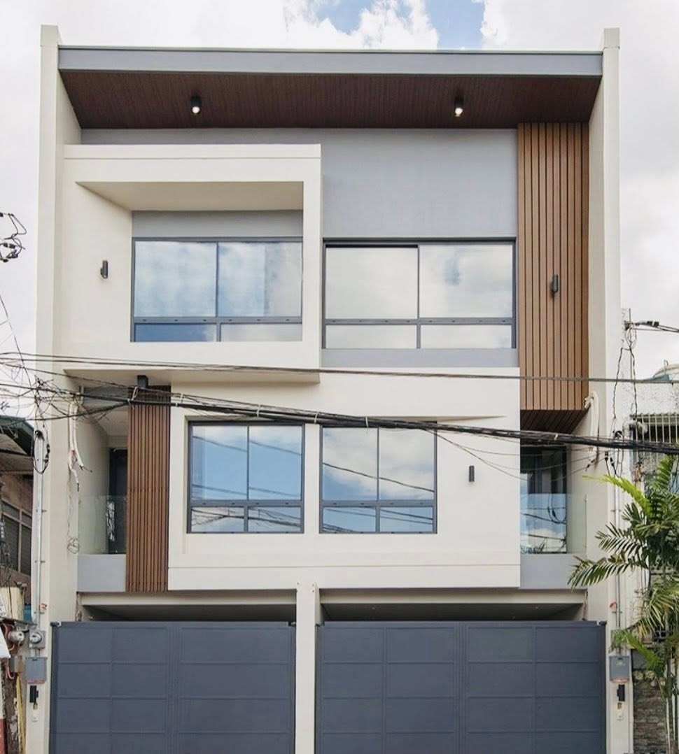 Splendid4-BedroomDuplexforSaleinKamiasAnonas,QuezonCity-1.jpg