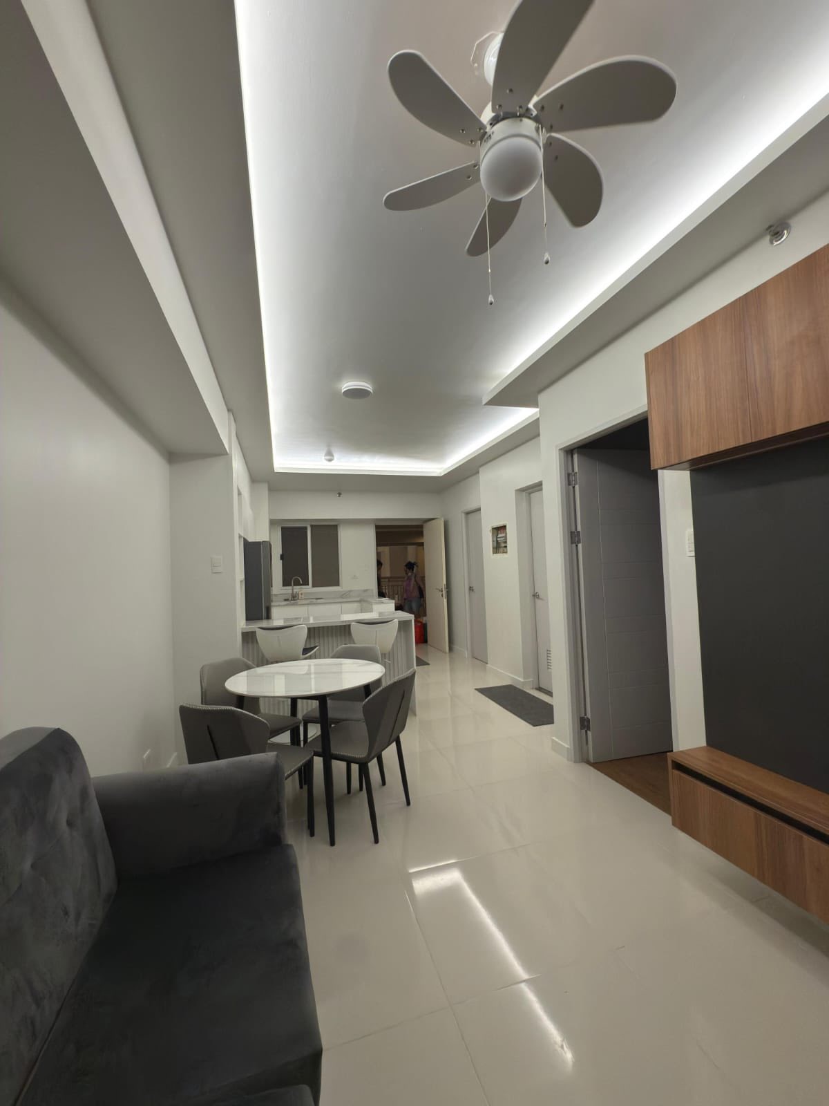 Splendid2-BedroomCondoUnitforSaleinLumiereResidencesNorthTower,Pasig-3.jpg