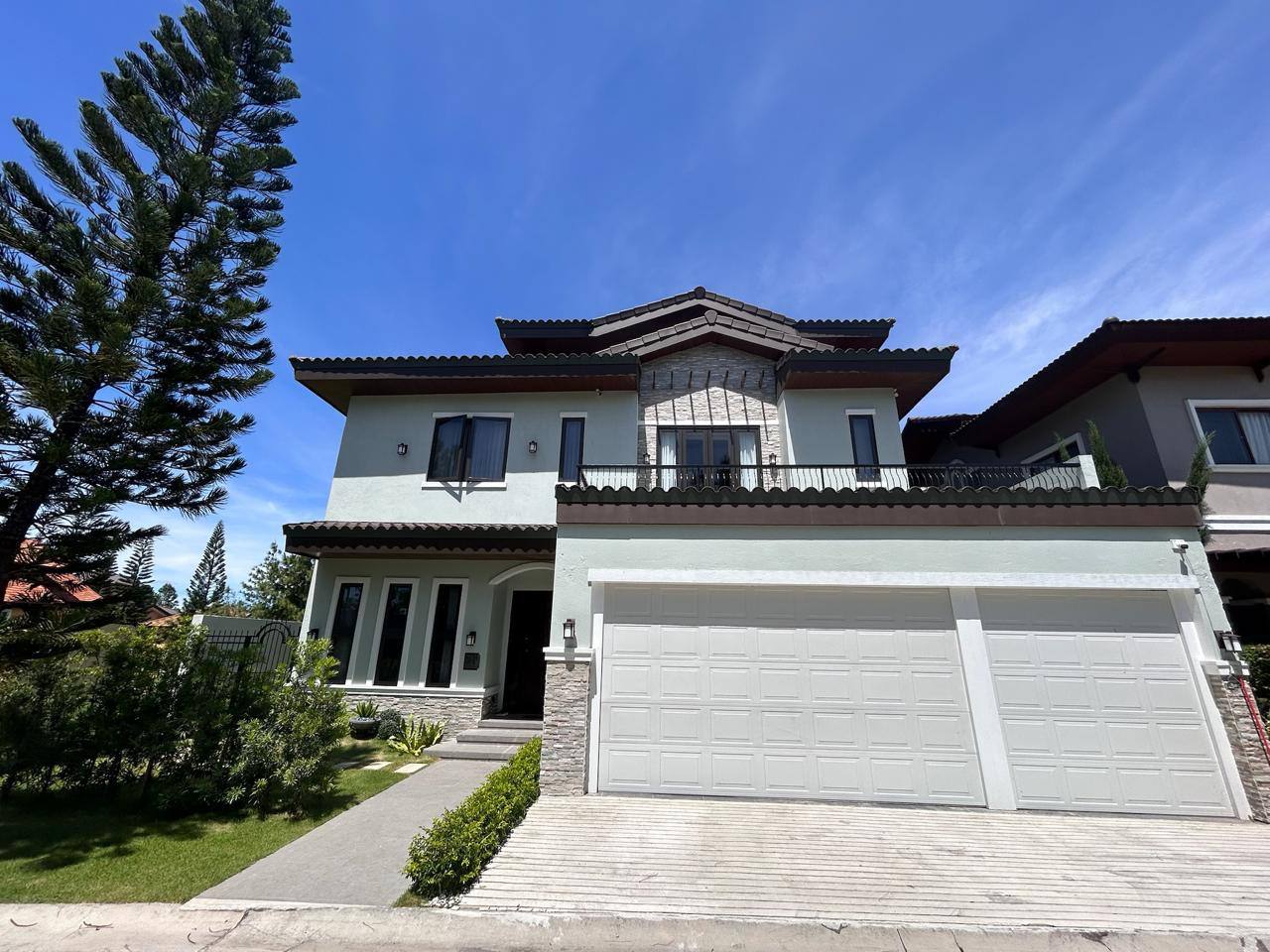 Fabulous5-BedroomHouseandLotforSaleinPortofino,Cavite-1.jpg