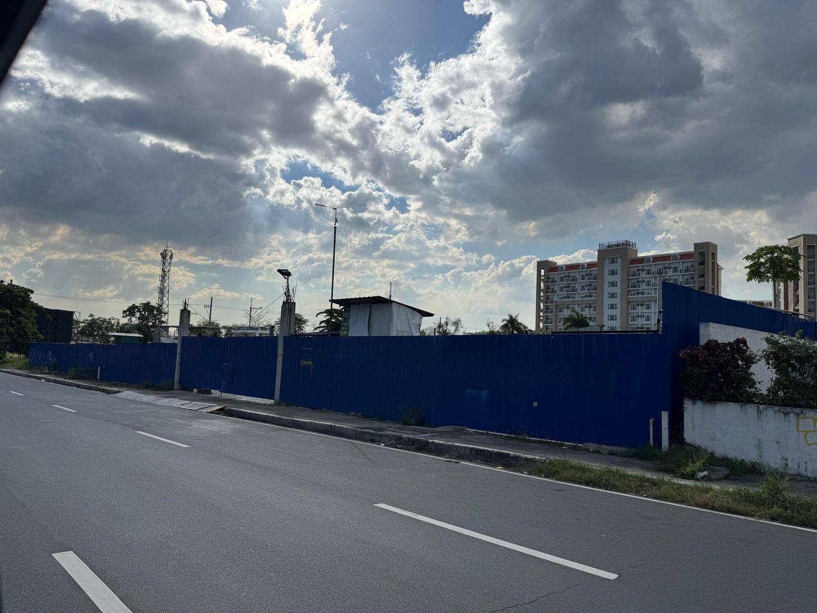 NeopolitanBusinessParkforLeaseinNovaliches,QuezonCity-1.jpg