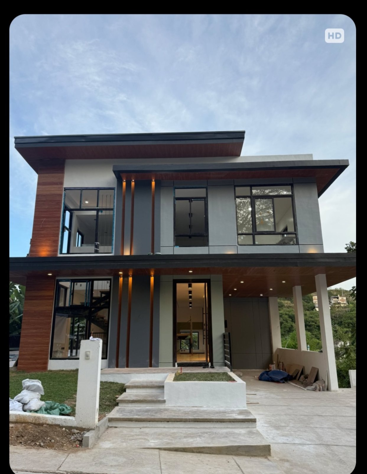 Refined4-BedroomHouseandLotforSaleinSunValleyGolf,Antipolo,Rizal-1.jpg