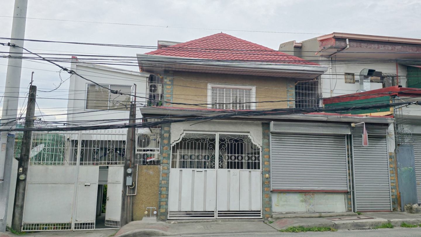 Inviting6-BedroomHouseandLotforSaleinBrgy.Sauyo,QuezonCity-1.jpg
