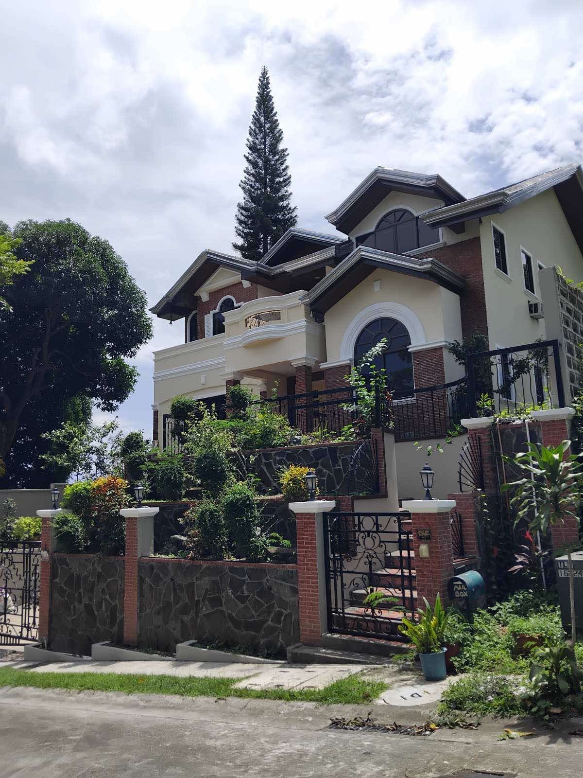 AnIdealFamily4-BedroomHomeforLeaseinAyalaWestgroveHeights,Silang,Cavite-1.jpg