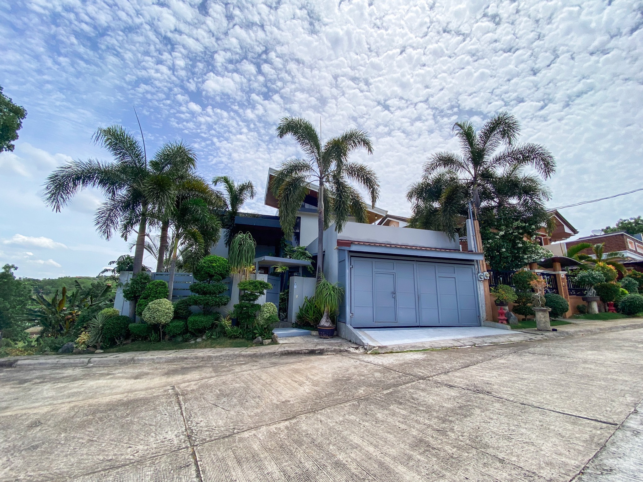 Fabulous7-BedroomHouseandLotforSaleinHavilaSubd.Taytay,Rizal-1.jpg