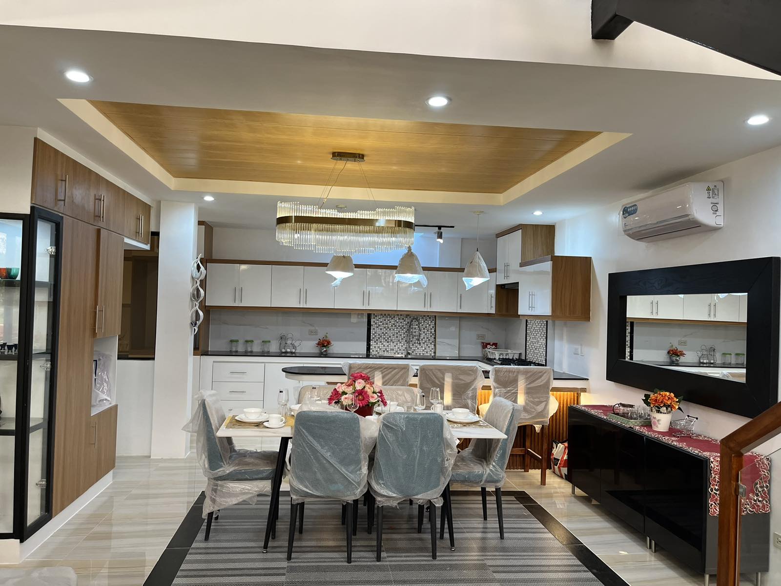 Majestic4-BedroomHouseandLotforSaleinPagala,Baliuag,Bulacan-9.jpg