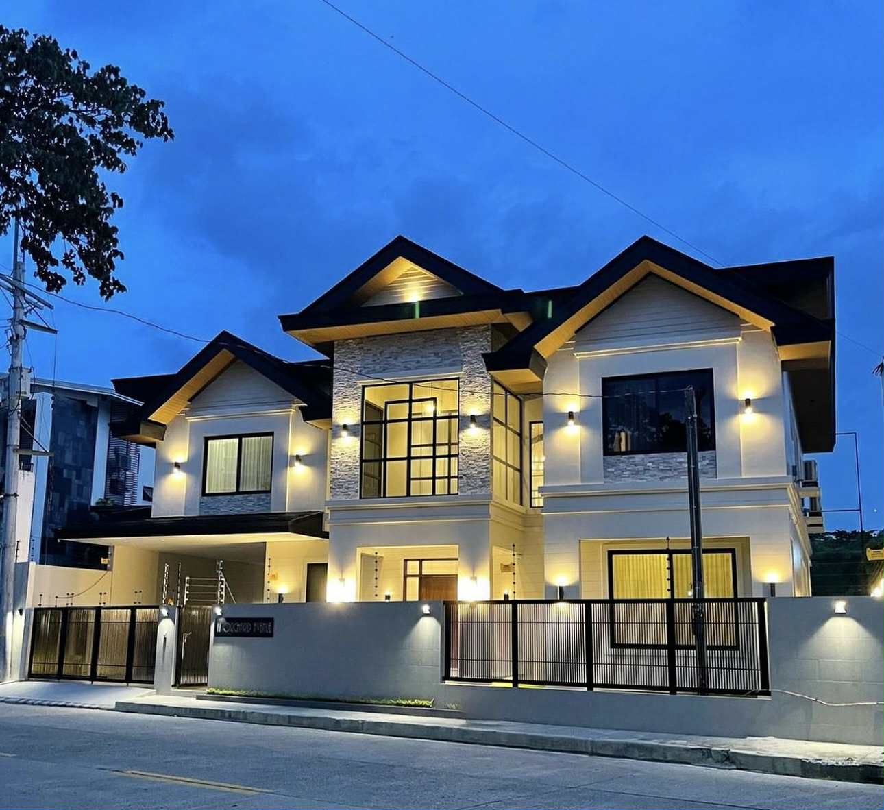 Sensational5-BedroomHouseandLotforSaleinOrchardResidentialState,Dasmariñas,Cavite-1.jpg