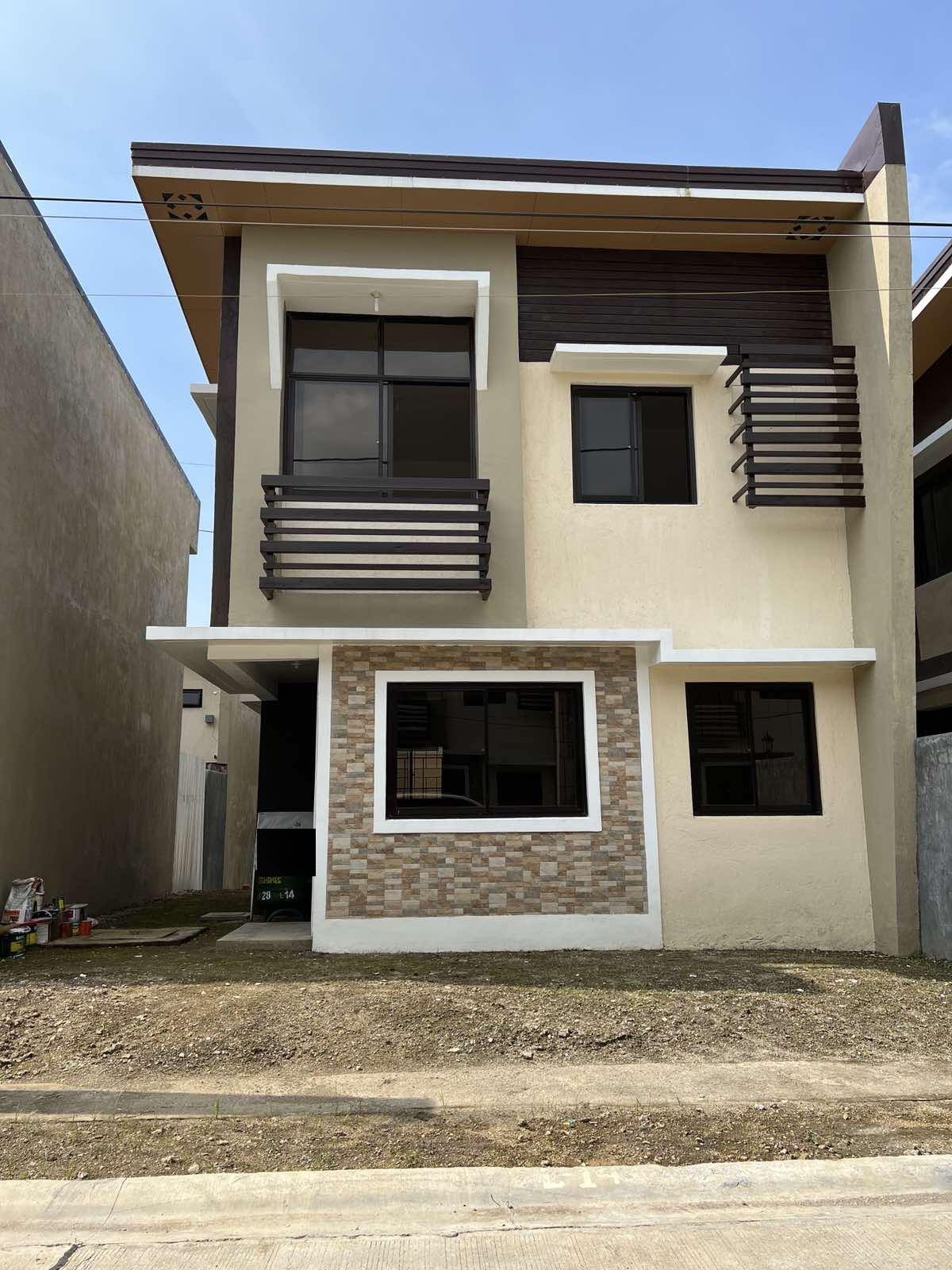 Sleek4-BedroomHouseandLotforSaleinGeneralTrias,Cavite-1.jpg