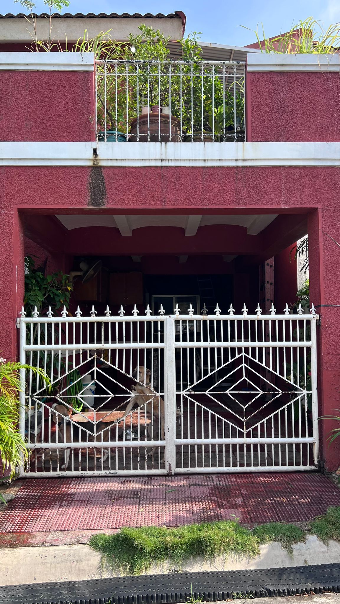 Astonishing3-BedroomHouseandLotforSaleinMolino,Bacoor,Cavite-1.jpg