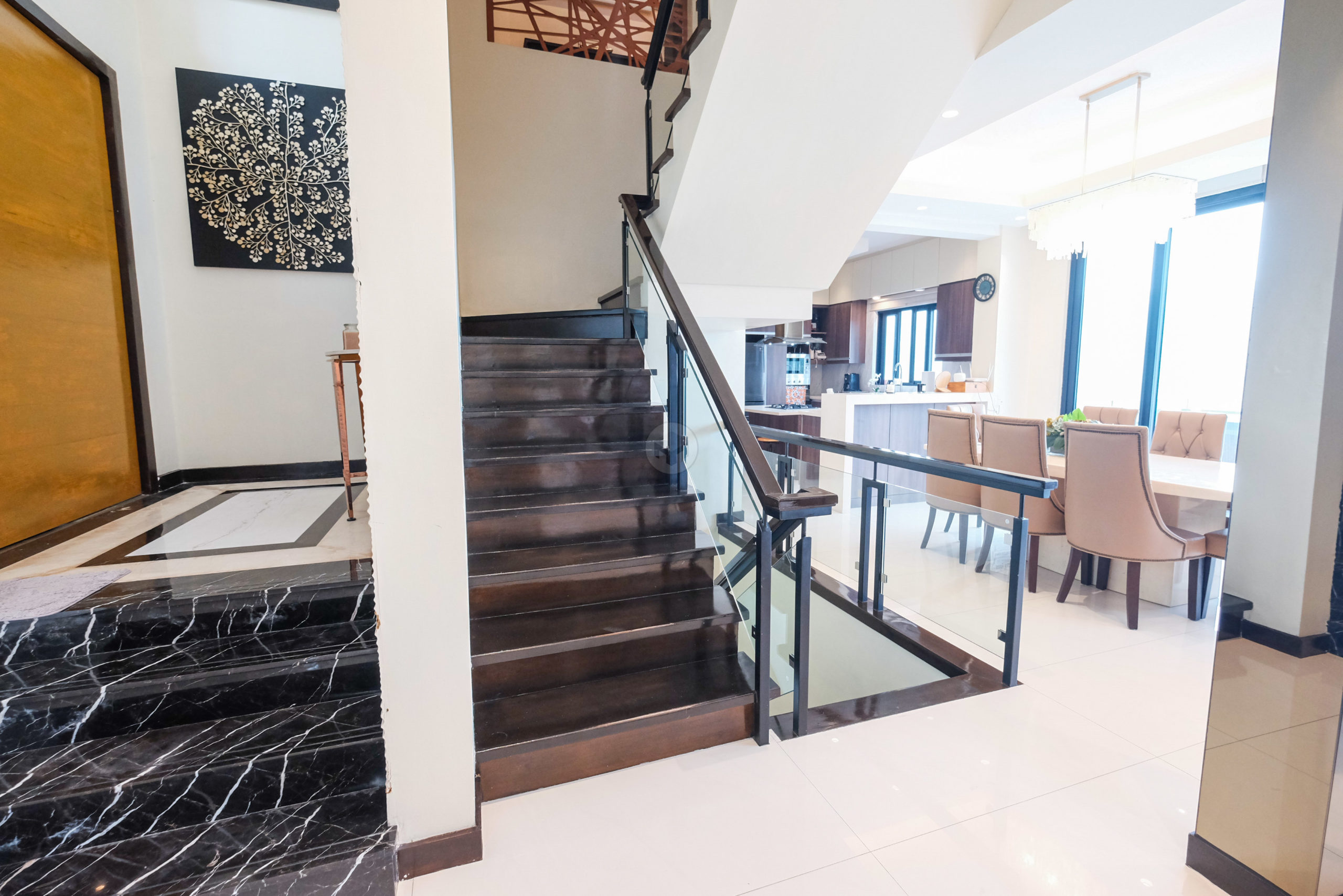 Astonishing5-BedroomHouseandLotforSaleinParkridgeEstate,Brgy.SantaCruz,Antipolo,Rizal-34.jpg