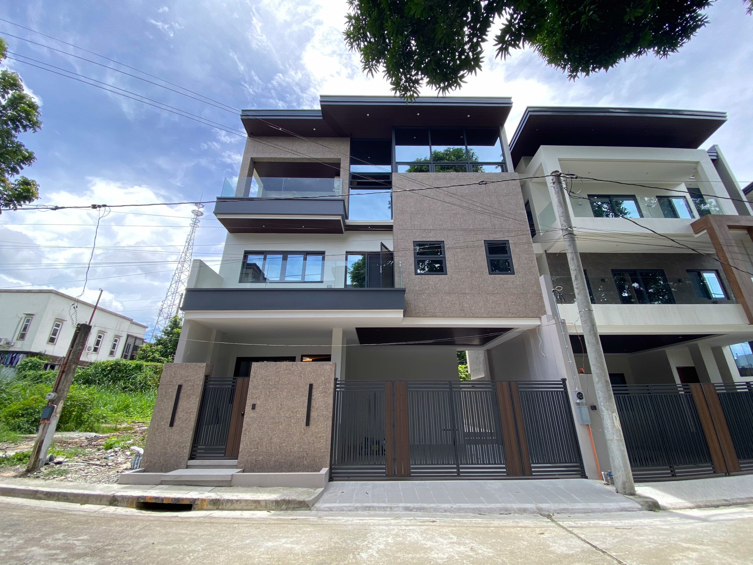 Modern6-BedroomHouseandLotforSaleinTandangSora,QuezonCity-1.jpg