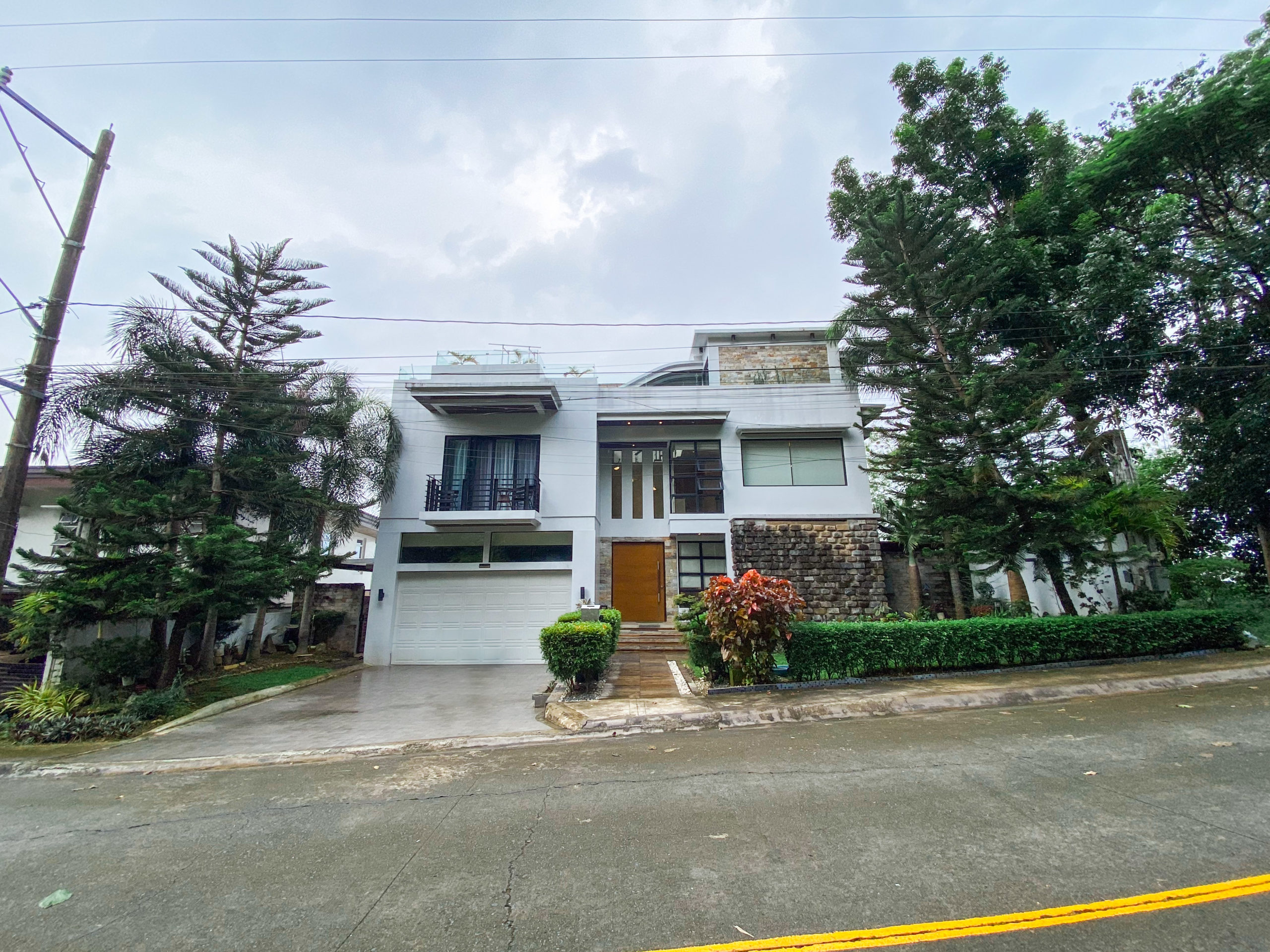 Astonishing5-BedroomHouseandLotforSaleinParkridgeEstate,Brgy.SantaCruz,Antipolo,Rizal-1.jpg