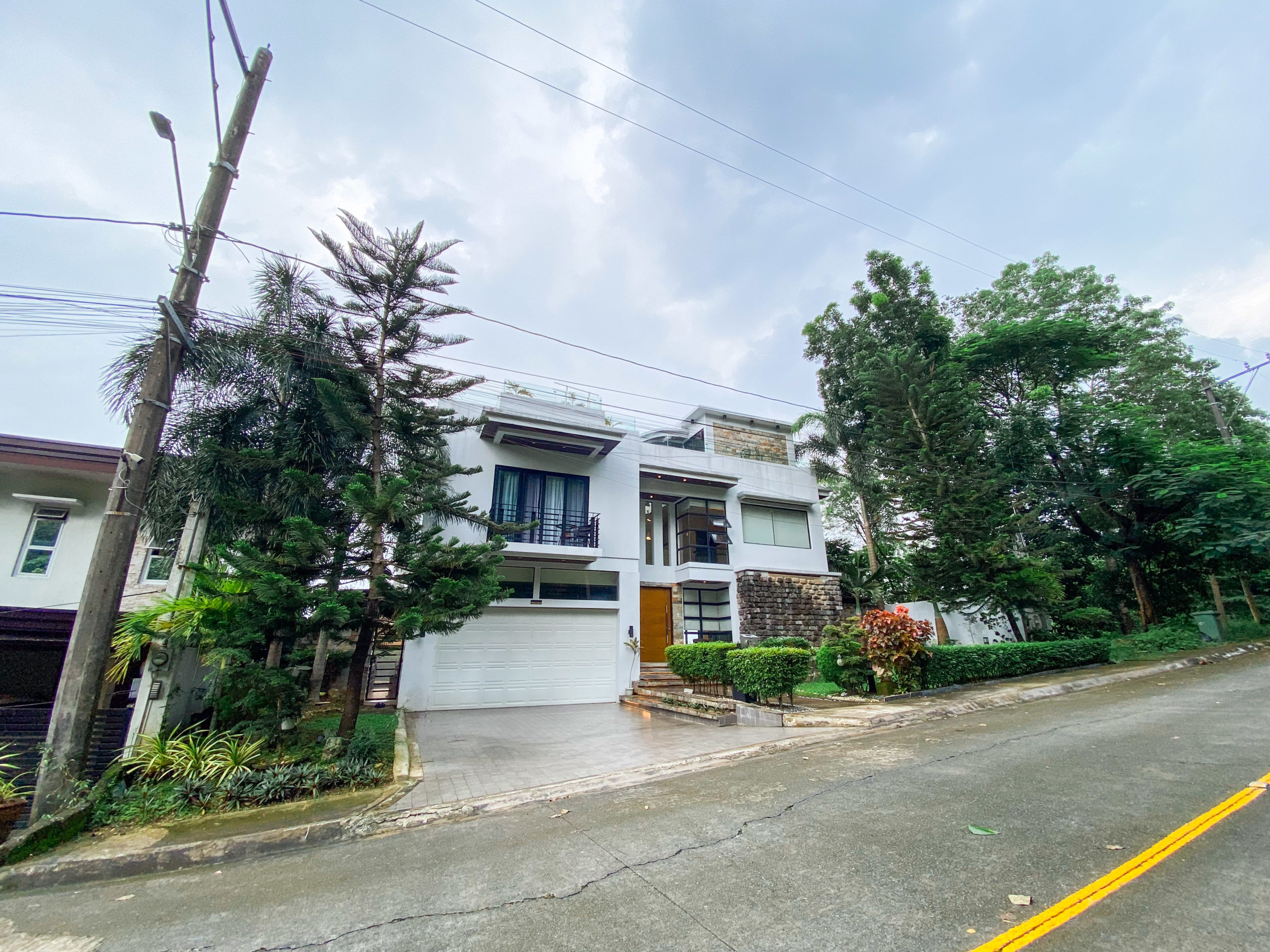 Astonishing5-BedroomHouseandLotforSaleinParkridgeEstate,Brgy.SantaCruz,Antipolo,Rizal-2.jpg