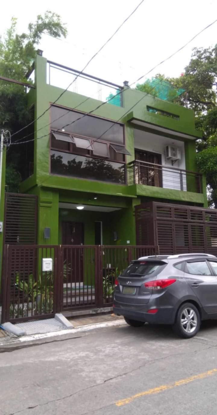 Refined4-BedroomHouseandLotforSaleinBFHomes,Parañaque-1.jpg