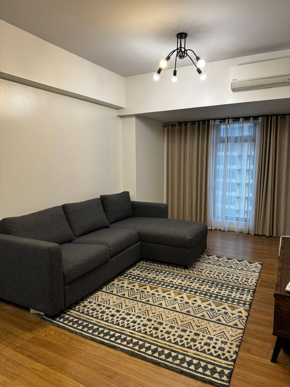 Lush1-BedroomCondoUnitforSaleatTheSandstone,Portico,Pasig-1.jpg