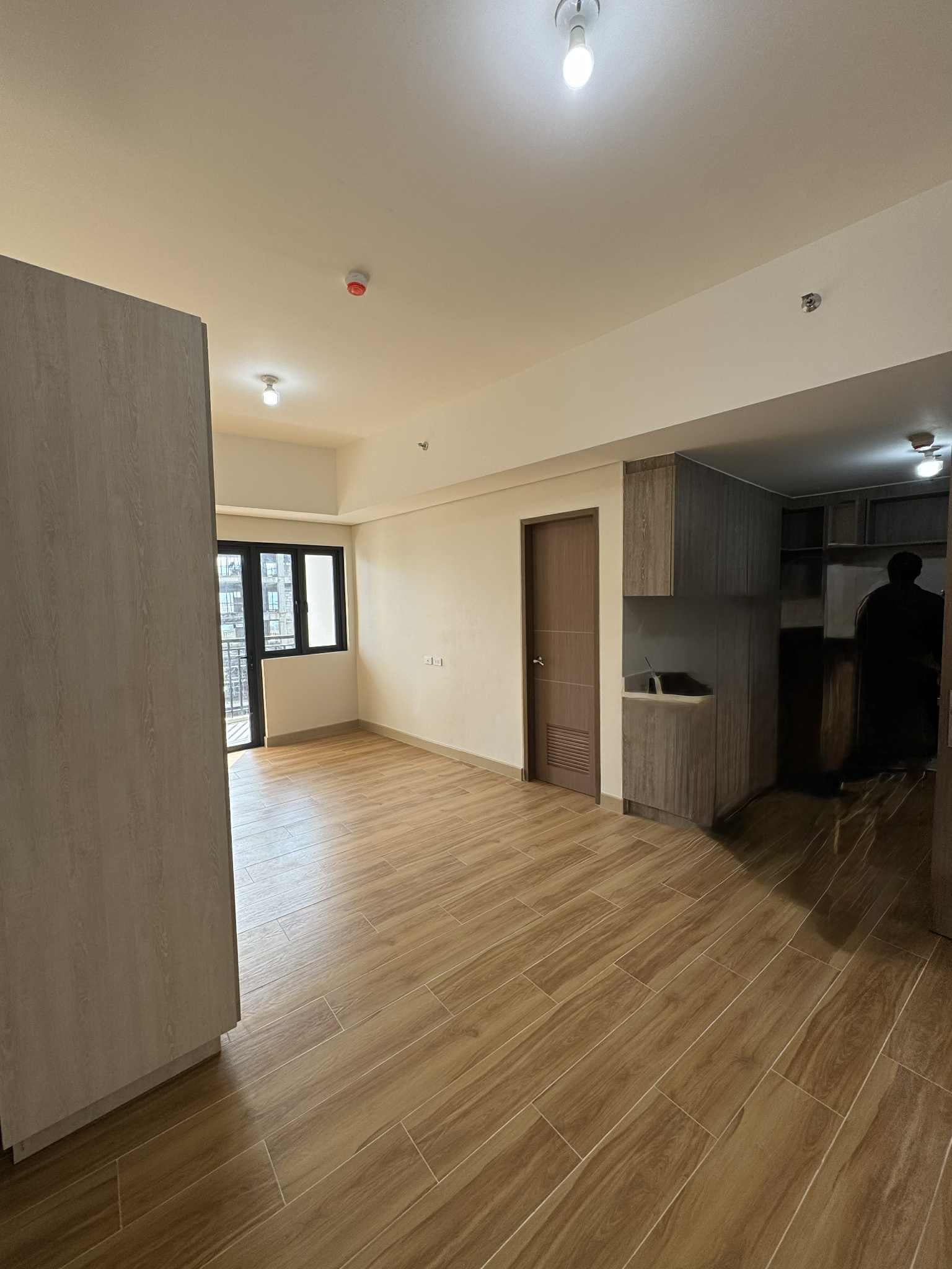 Inviting1-BedroomExecutiveStudioUnitforSaleinNasugbu,Batangas-1.jpg