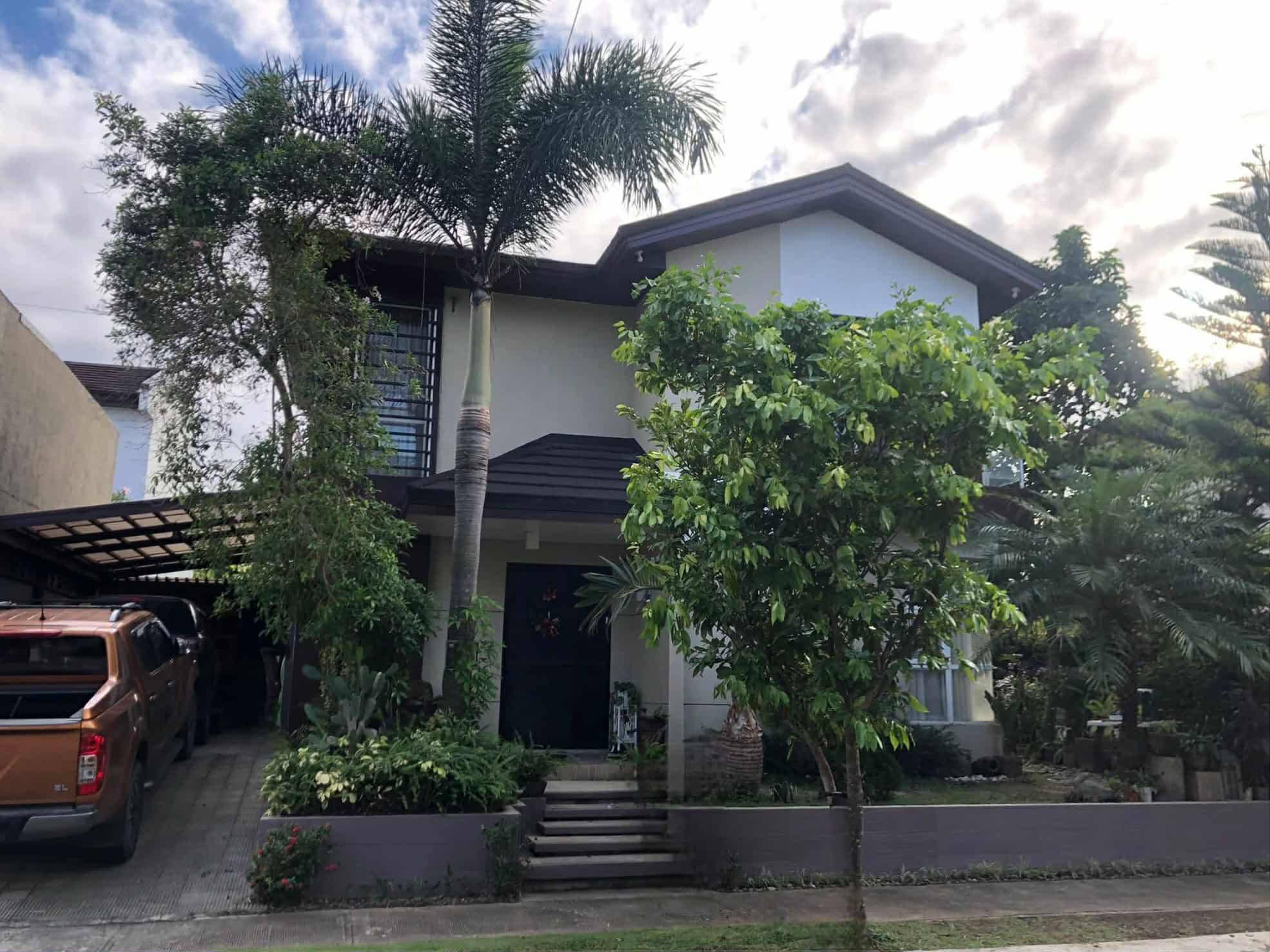 Contemporary3-BedroomHouseandLotforSaleinRidgeviewEstates,Nuvali,Calamba,Laguna-1.jpg