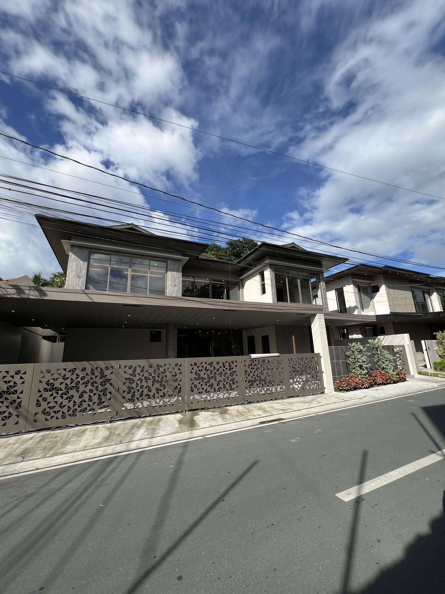 Sensational5-BedroomHouseandLotforSaleinBFHomes,Parañaque-2.jpg